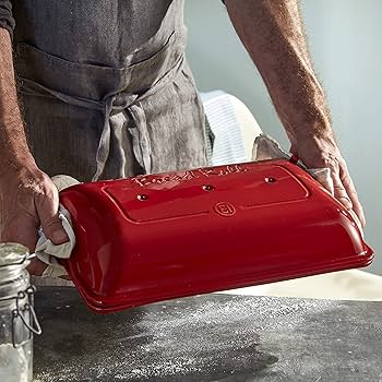 Amazon | Emile Henry Mini Baguettes Baker, 5 loaves, Burgundy パン Amazon | Emile Henry Mini Baguettes Baker, 5 loaves, Burgundy パン