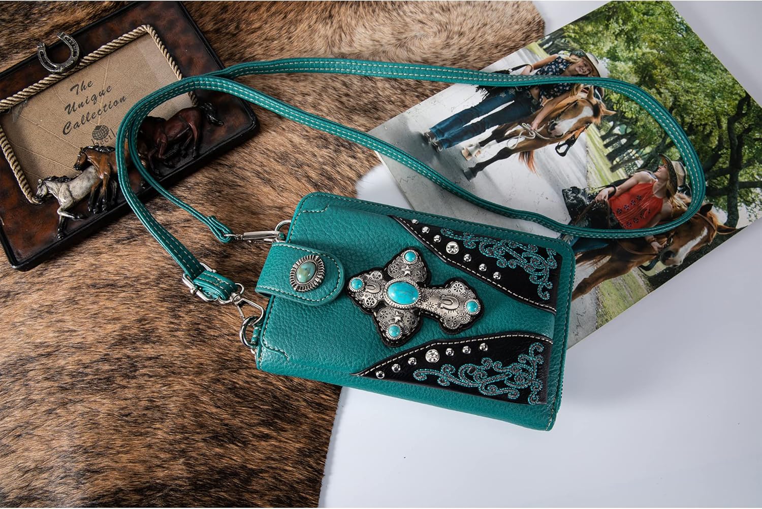 Montana West Small Crossbody Bags for Women Western Handbag with Cash Slots