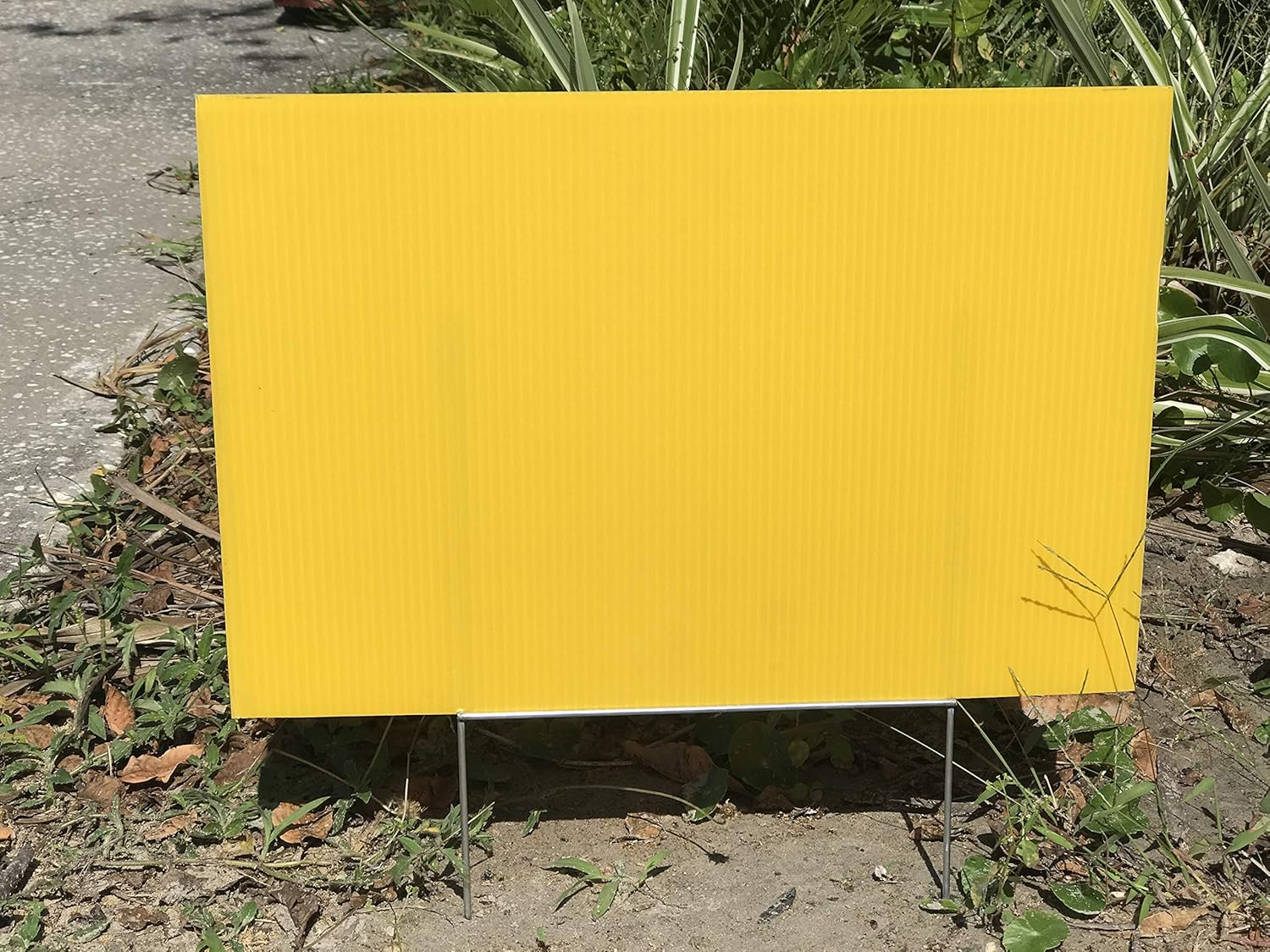 5 Blanks Signs (Yellow) 12x18 inch x 4mm Corrugated Plastic Sign, and 5 Stake 12x9 inch x 9gauges Wire Stake Sign Holder Ship Same Day Ups (5yellow12x18&5stake12)