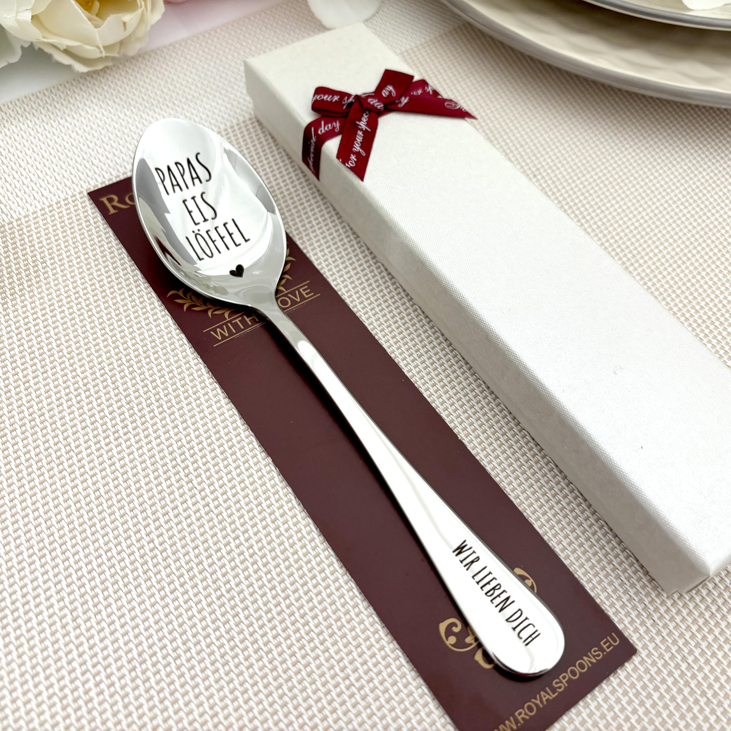 Gravierter Eislöffel mit personalisiertem Text, individuelle Gravur auf Löffel und Griff, inklusive Geschenkverpackung wählbare Größe und Farbe.