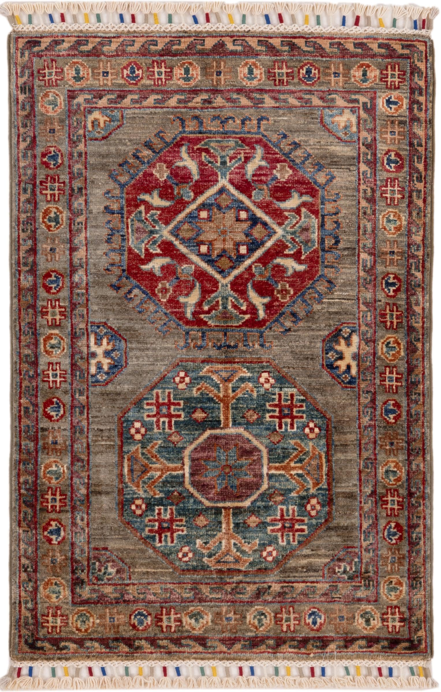 Tapis en laine Arijana noué à la main une invitation au voyage textile oriental unique