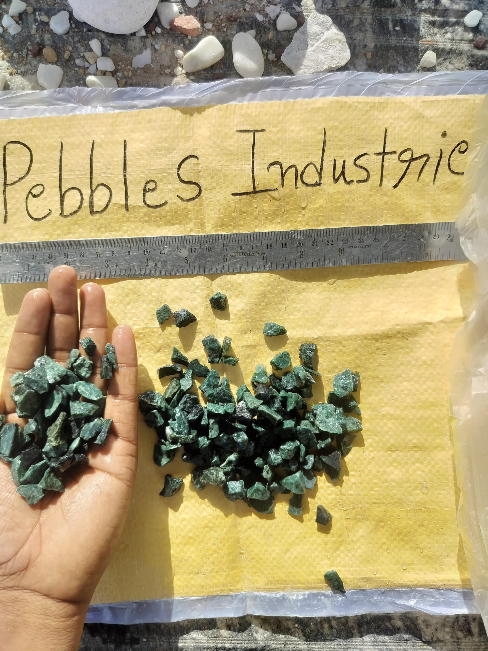 PEBBLES INDUSTRIES Natural Gravel (7mm - 13mm) & Outdoor Pebble & Natural Gravel (Green, 3kg) (B0D96HB7LC) Amazon Price History, Amazon Price Tracker