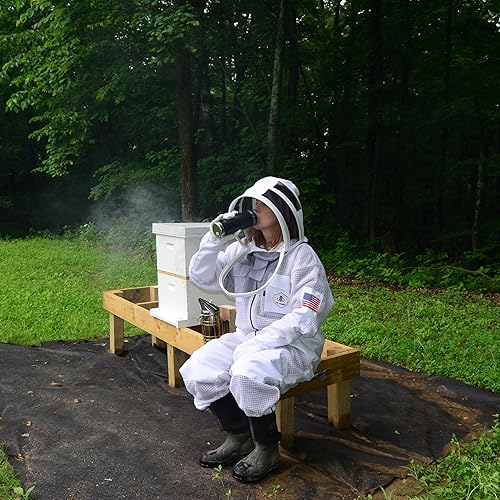 Miniatura 4 de US APIARY Traje de abeja de 3 capas con velo de esgrima un par de guantes a prueba de picaduras traje de apicultura ventilado