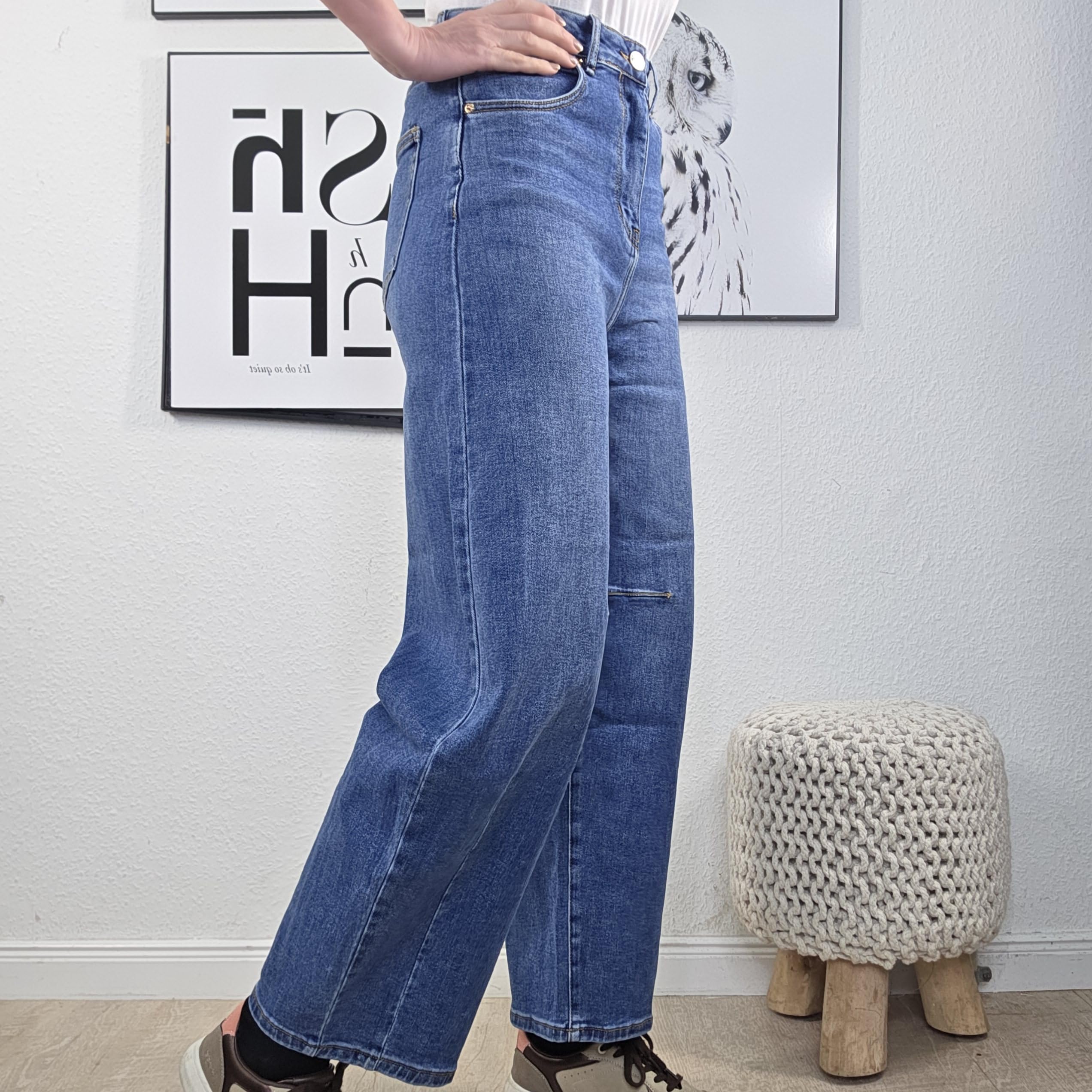 Jewelly Jean baril, jambes larges, longueur courte, coupe droite, baggy, denim extensible, taille haute, style jean maman