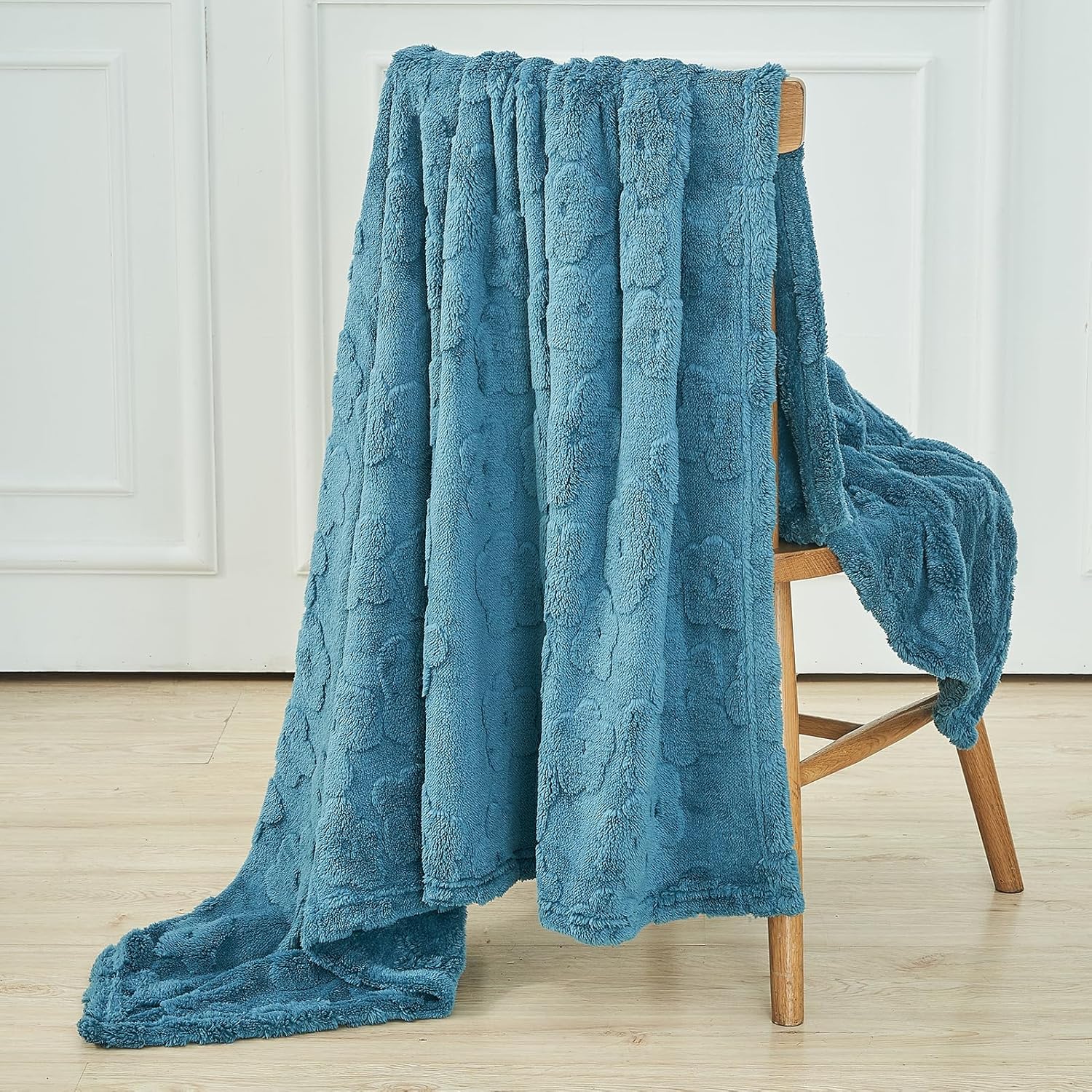 FY FIBER HOUSE Flower Throw Blanket Ultra Soft Blanket Fuzzy Blanket for Bed Couch Sofa, 50"x60", Storm Blue - Image 6