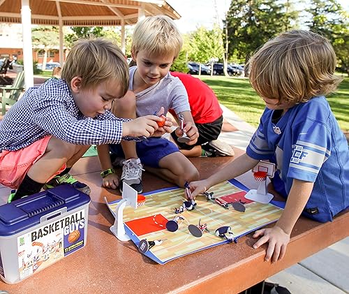 Miniatura 5 de ​Kaskey Kids set de muñecos de baloncesto Basketball Guys con 2 equipos completos y más para inspirar la imaginación con juego sin fin (para niños