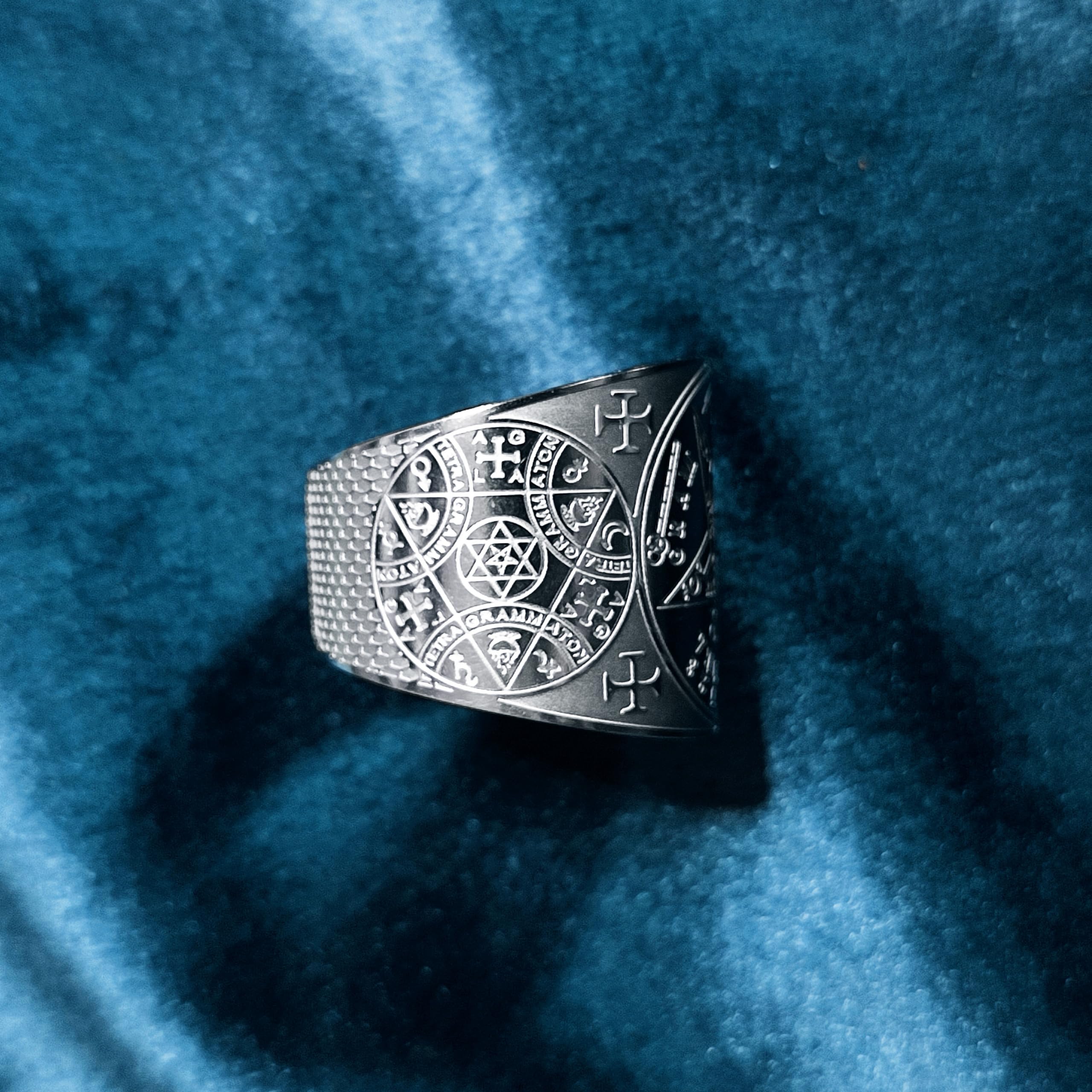 SIMBOLIKS Tetragrammaton anillo Ajustable Tetragramaton Pentáculo Pentagrama Amuleto de buena suerte anillo ajustable para hombre eficaz para combatir el mal del ojo, las envidias, entidades negativas