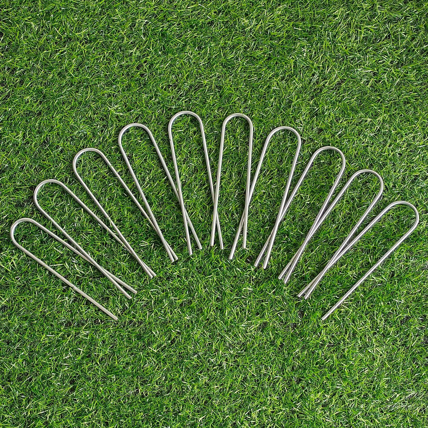 Amazing Tour Football Goal Net Pegs 20 Pack, U-Shaped Galvanised Steel Metal 4mm Steel Pegs To Goal Net