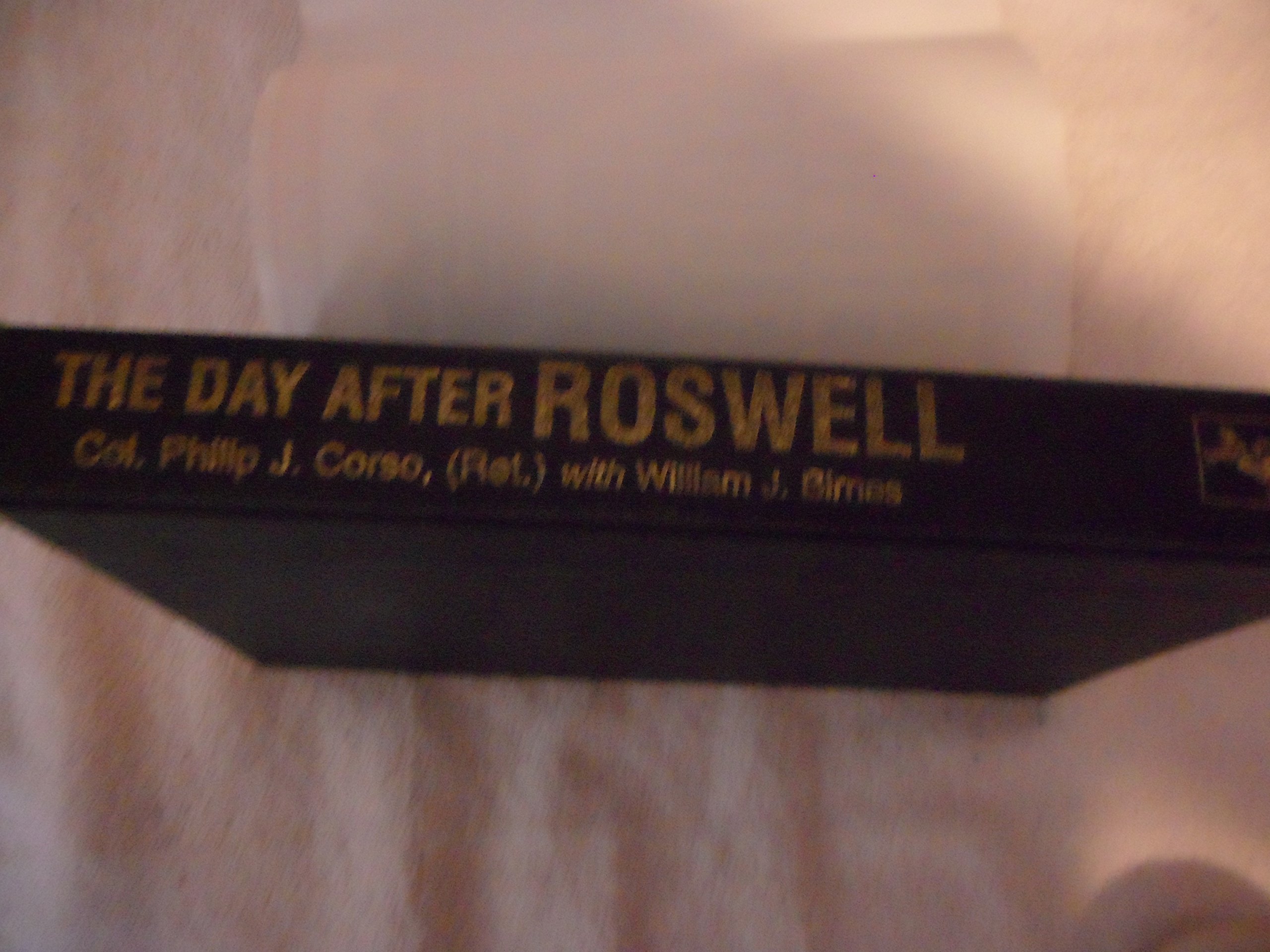 The Day After Roswell - Image 8