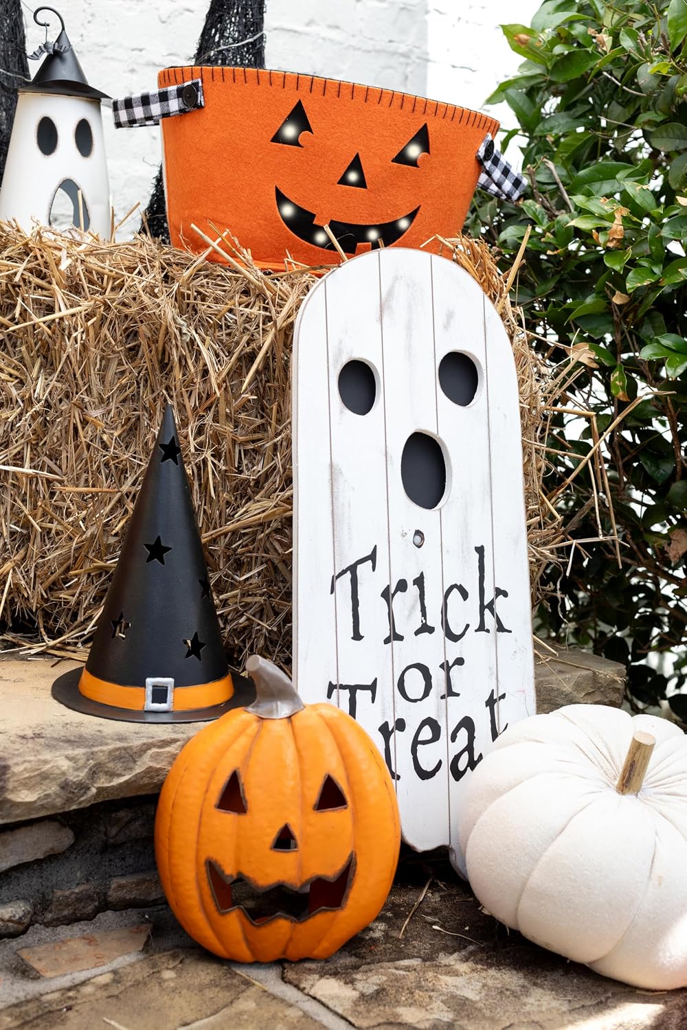 Mud Pie Ghost Wood Led Door Hanger