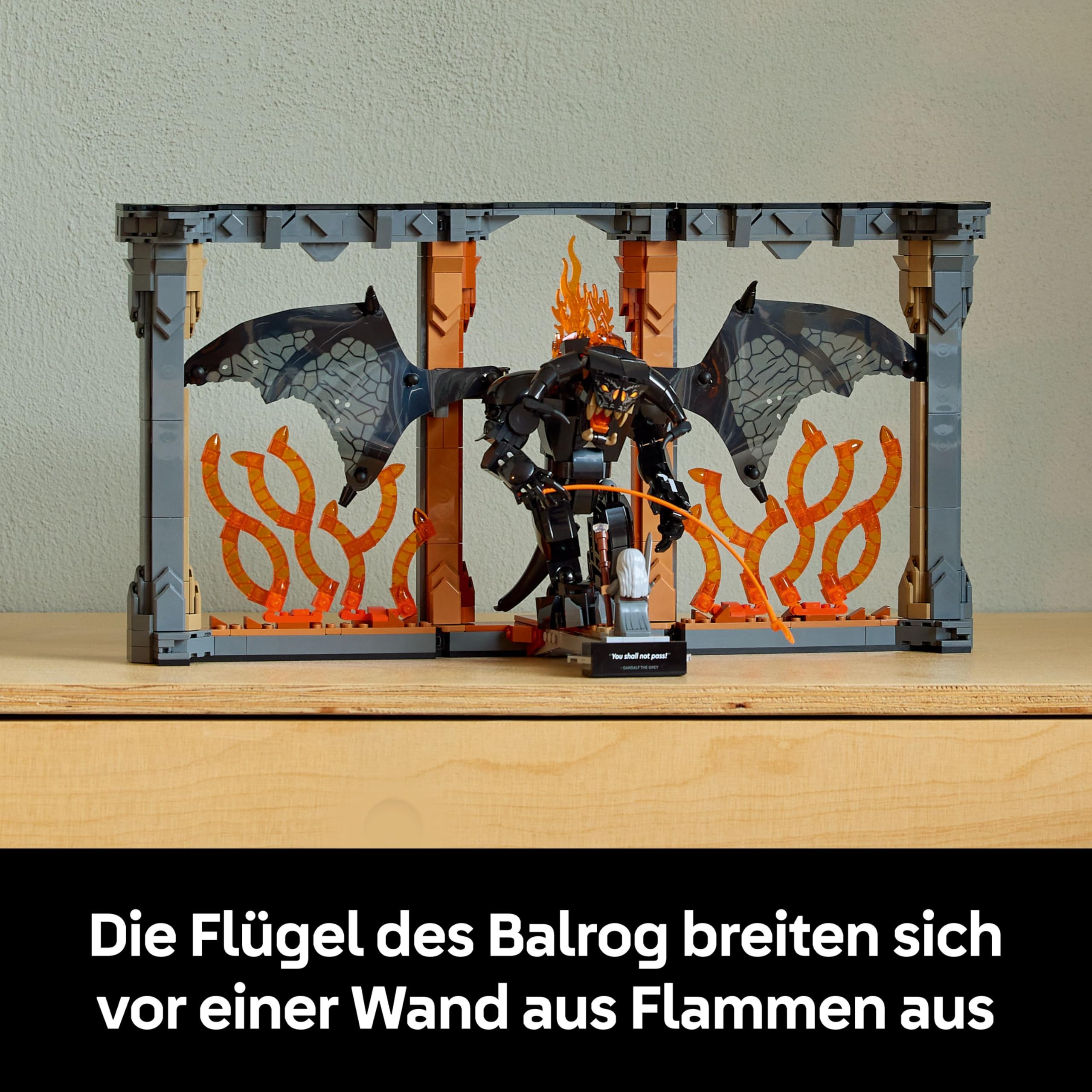 LEGO Icons Der Herr der Ringe: Balrog Bücherstütze - DIY Bücherregal Deko mit Gandalf dem Grauen Minifigur & Drachenfigur - Sammlerstück & Geschenk für Fans - 10367