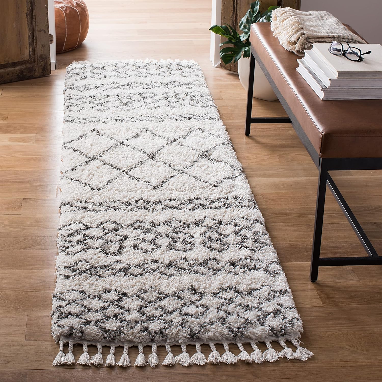 SAFAVIEH Moroccan Fringe Shag Collection Runner Rug - 2'2" x 6', Ivory & Grey, Boho Tribal Design, Non-Shedding & Easy Care, 2-inch Thick Ideal for High Traffic Areas in Living Room, Bedroom (MFG343A)