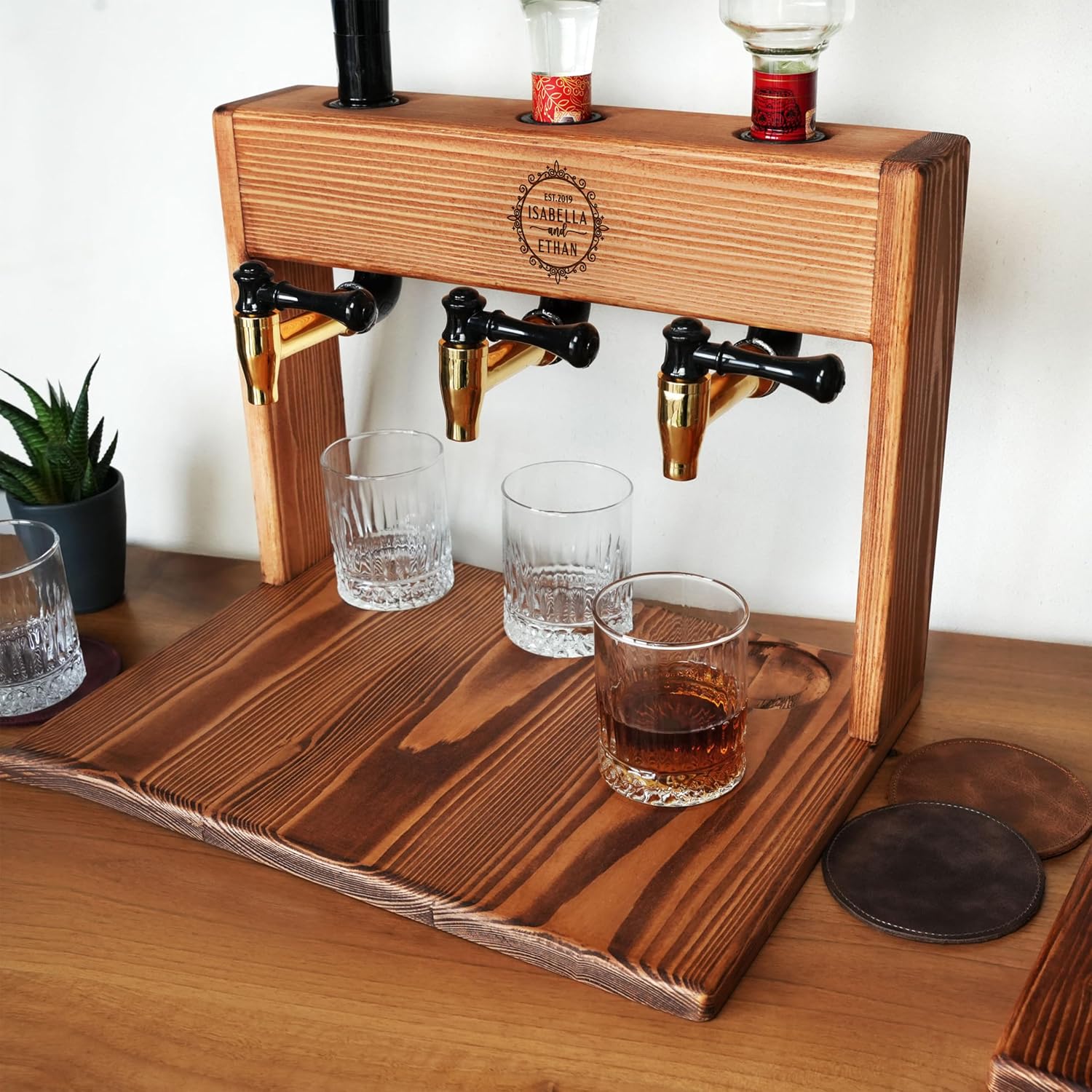 Custom Wooden Whiskey Decanter, Personalized Liquor Dispenser with Glasses, Wedding Present, Engagement Gift, Housewarming Gift, Handmade Alcohol Tap
