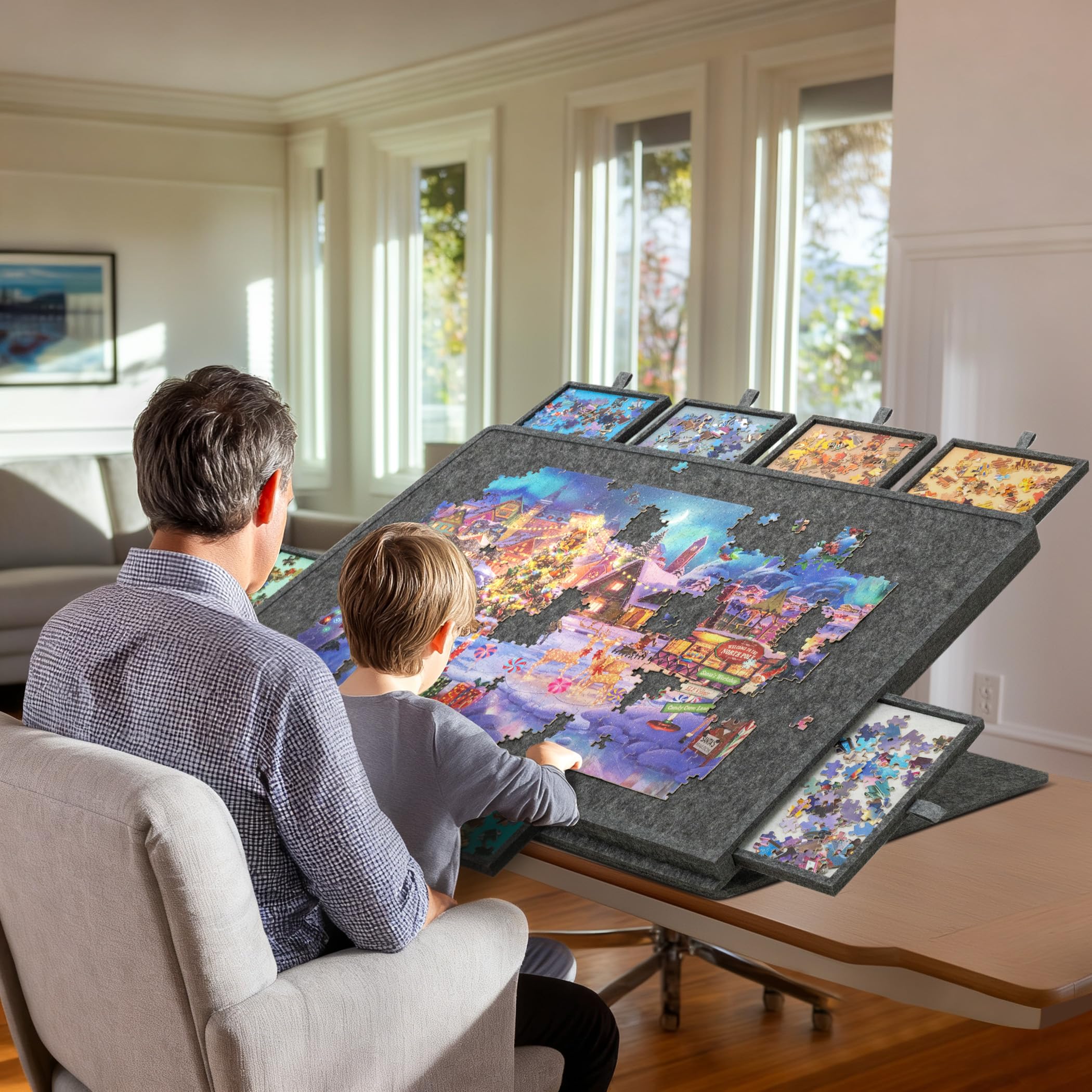 1500-teiliges neigbares Puzzlebrett mit 8 Schubladen und Deckel. Verstellbarer Puzzletisch mit integrierter Staffelei/Ständer, 3-stufige Neigungsverstellung