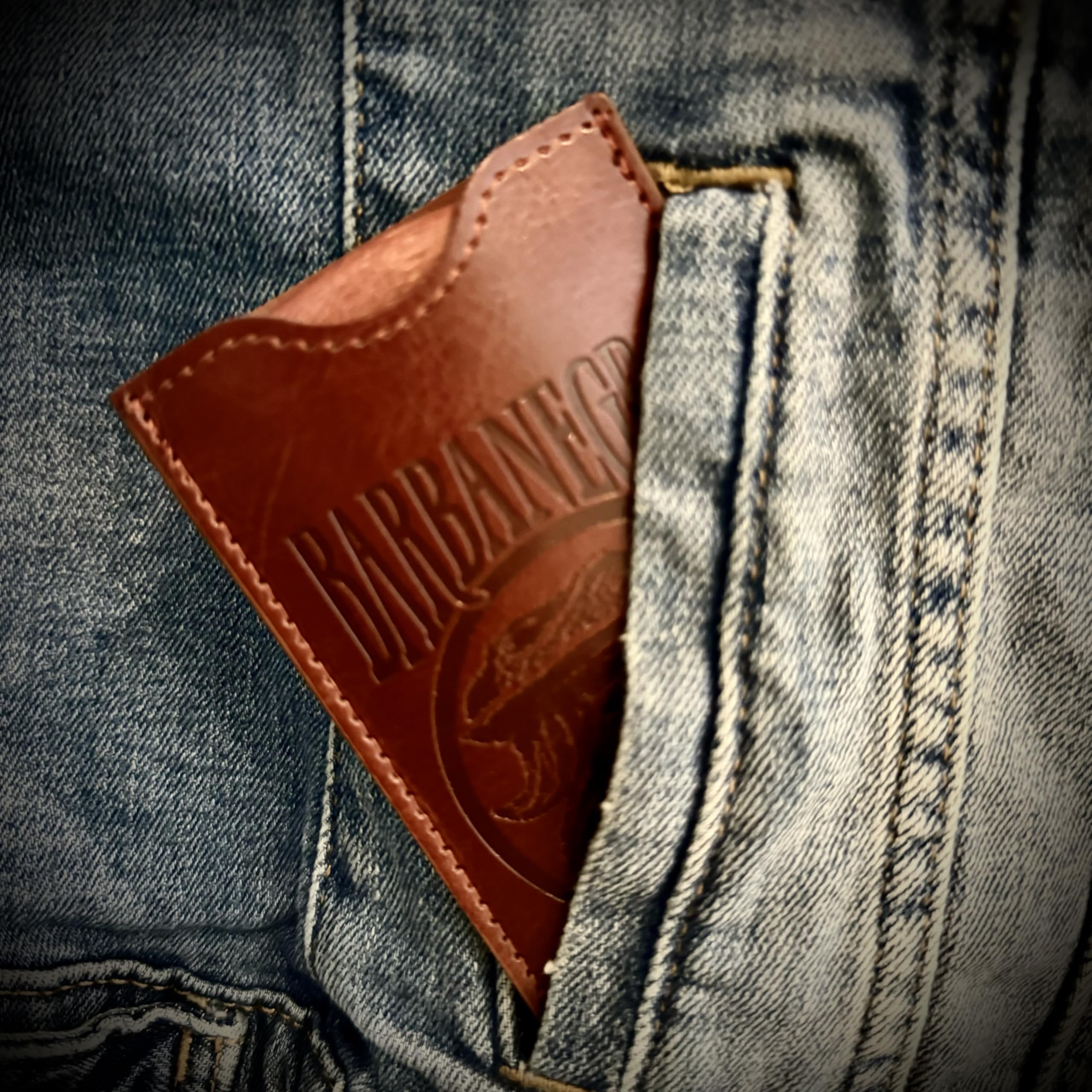 Legendary's Peine de madera para barba y bigote con funda elegante, antiestático, tamaño de bolsillo para todo tipo de barbas, marrón 7
