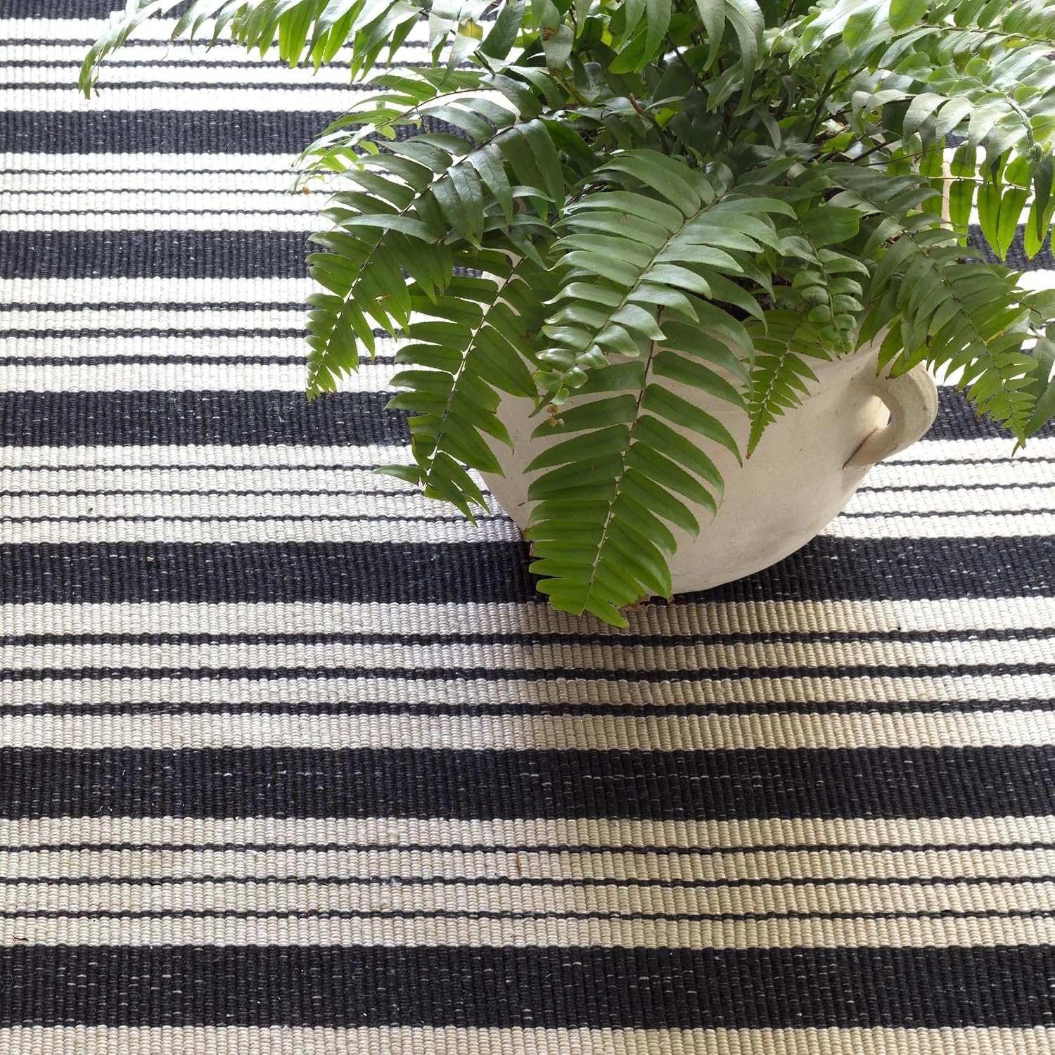 Dash and Albert Birmingham Black Handwoven Indoor/Outdoor Rug, 5 X 8 Feet, Black Stripe Pattern - Premium Luxury Hotel Quality Soft Breathable Hypoallergenic Machine Washable Easy Care All Season