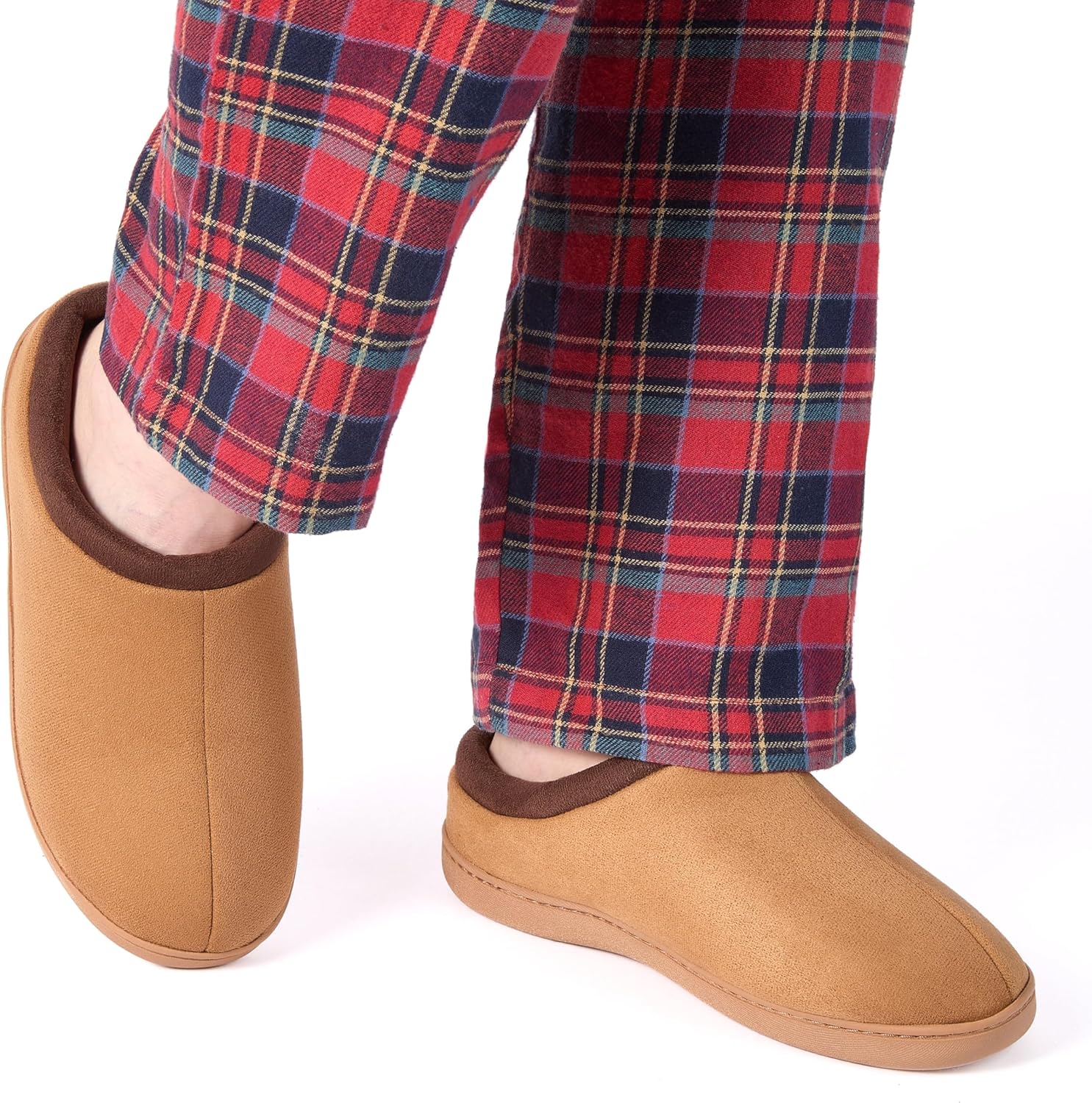 Fruit of the Loom Men's Memory Foam Slippers - Microsuede Clogs - Indoor/Outdoor, Machine Washable Zapatillas Cómodas - Image 2