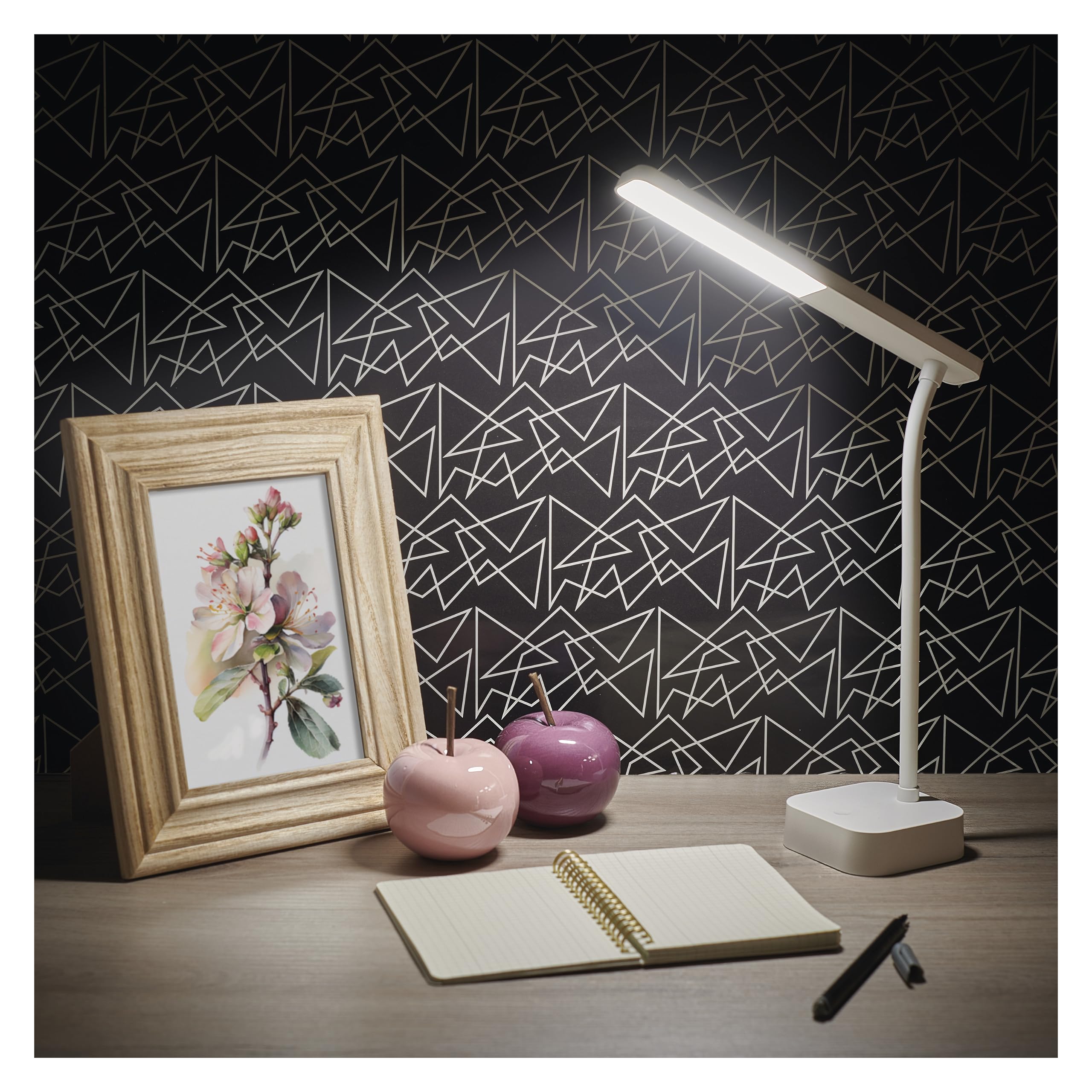 Emos White Lucy Cordless Desk Lamp, Led Table Lamp Rechargeable Via Usb, 96 Hours Light Life, Power 2 W, Brightness 100 Lm, Wireless, Flexible, Continuous Dimming, 1 M Usb Charging Cable,