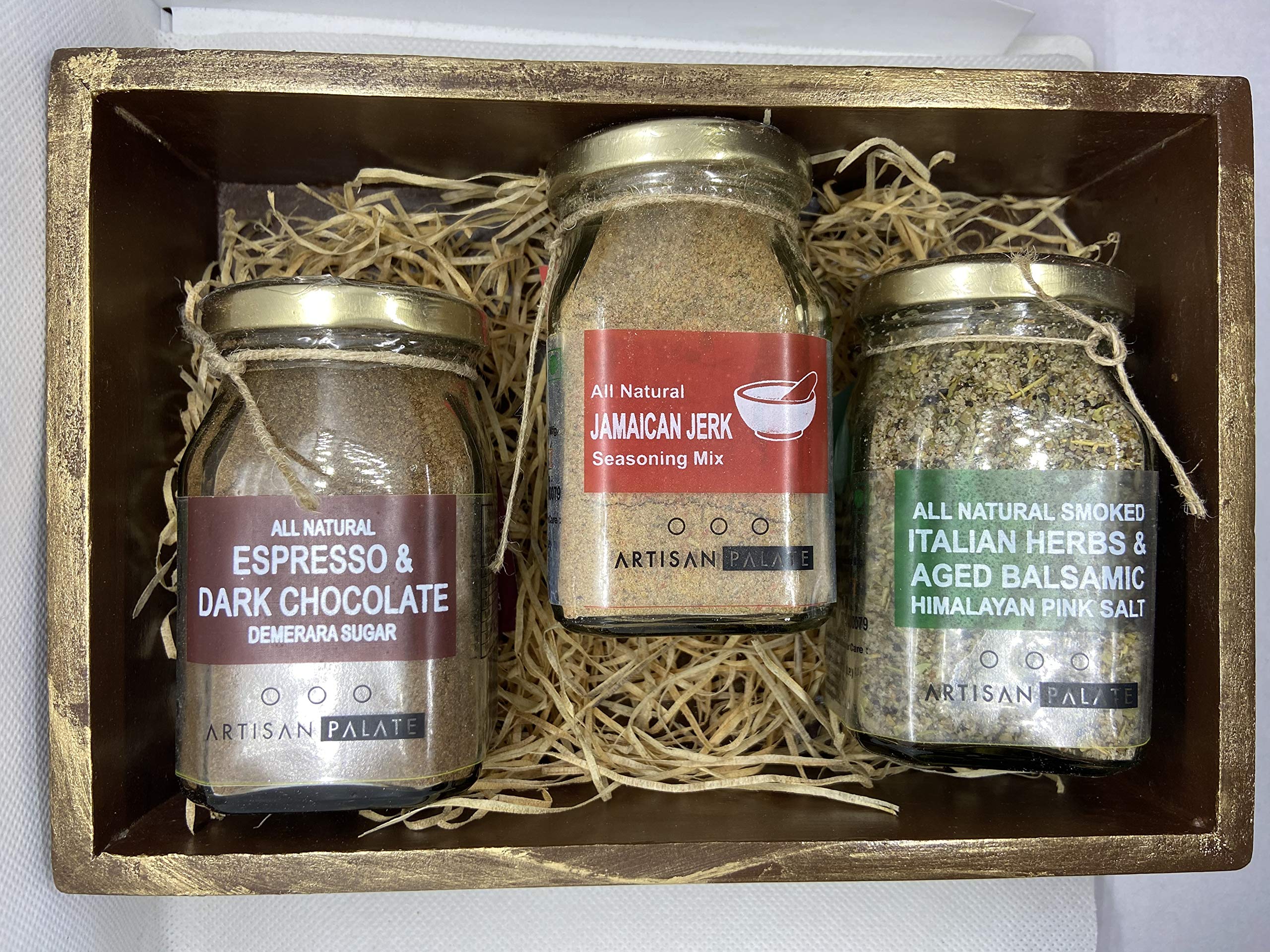 Artisan Palate Winter Gift Hamper 3 Bottles in Wooden Tray CT02 - Image 2 thumbnail