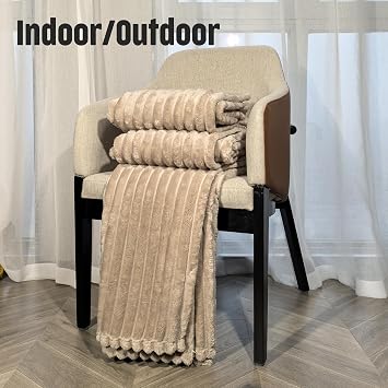 Dreamfox Oyster Cosy Blanket Knit Blanket Cozy Room Decor Aesthetic Everlasting Comfort Faux Fur Throw Blanket (200 x 240 cm) Blankets for All Seasons