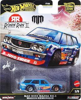 Hot Wheels Premium Car Culture Collectible Toy Car, 1:64 Scale Die-Cast 2005 Mitsubishi Evo IX Wagon, Fast Wagons Vehicle with Real Riders Tires