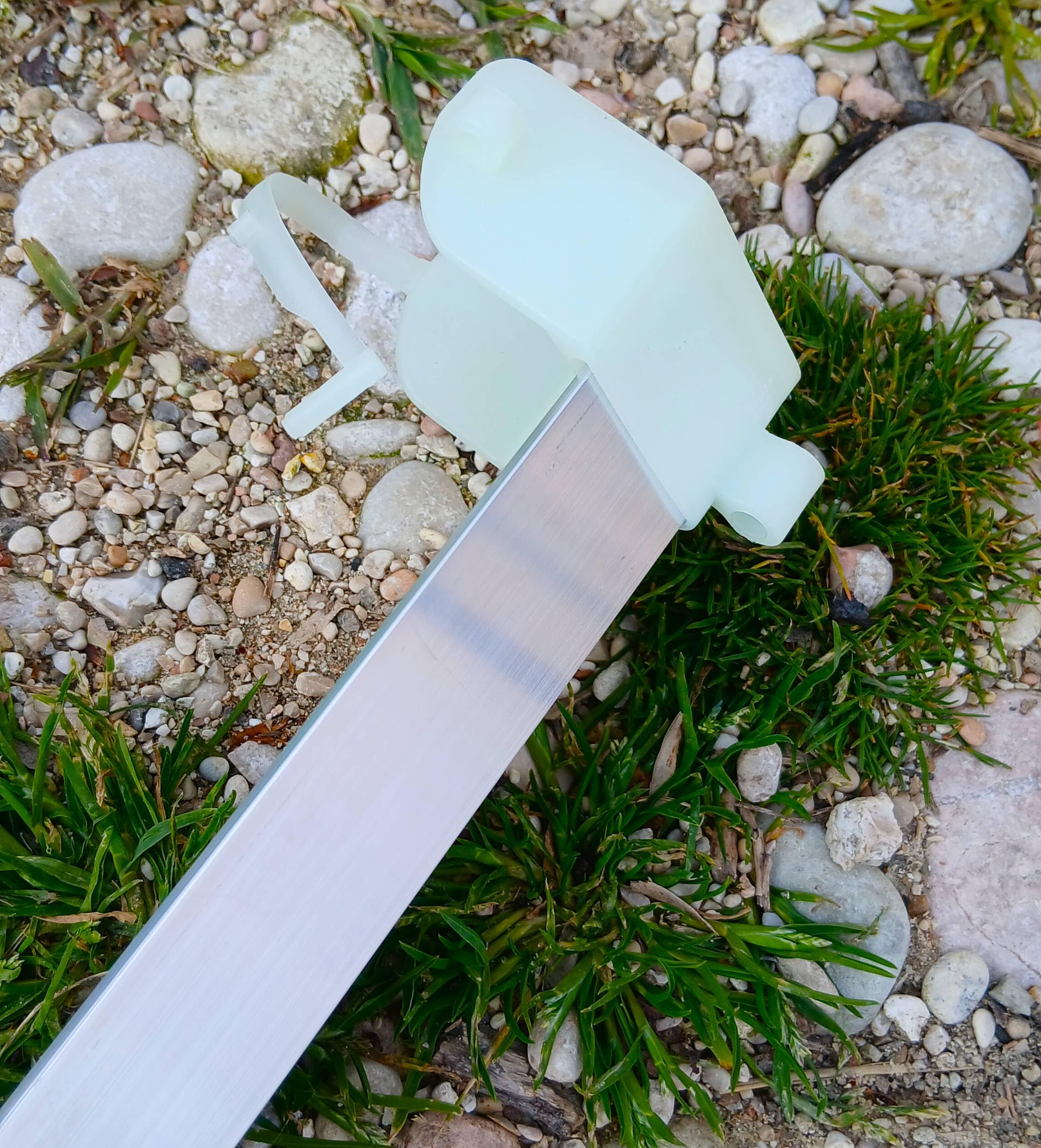Generico kit 2 picchetto mt. 1,50 pesca surfcasting puntale reggi canne mare alluminio inserti fluo'