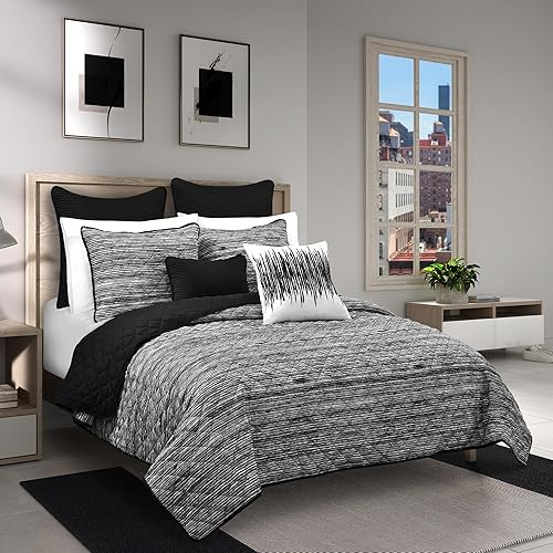Royal Court Dalton - Black King/Cal King 3PC. Quilt Set