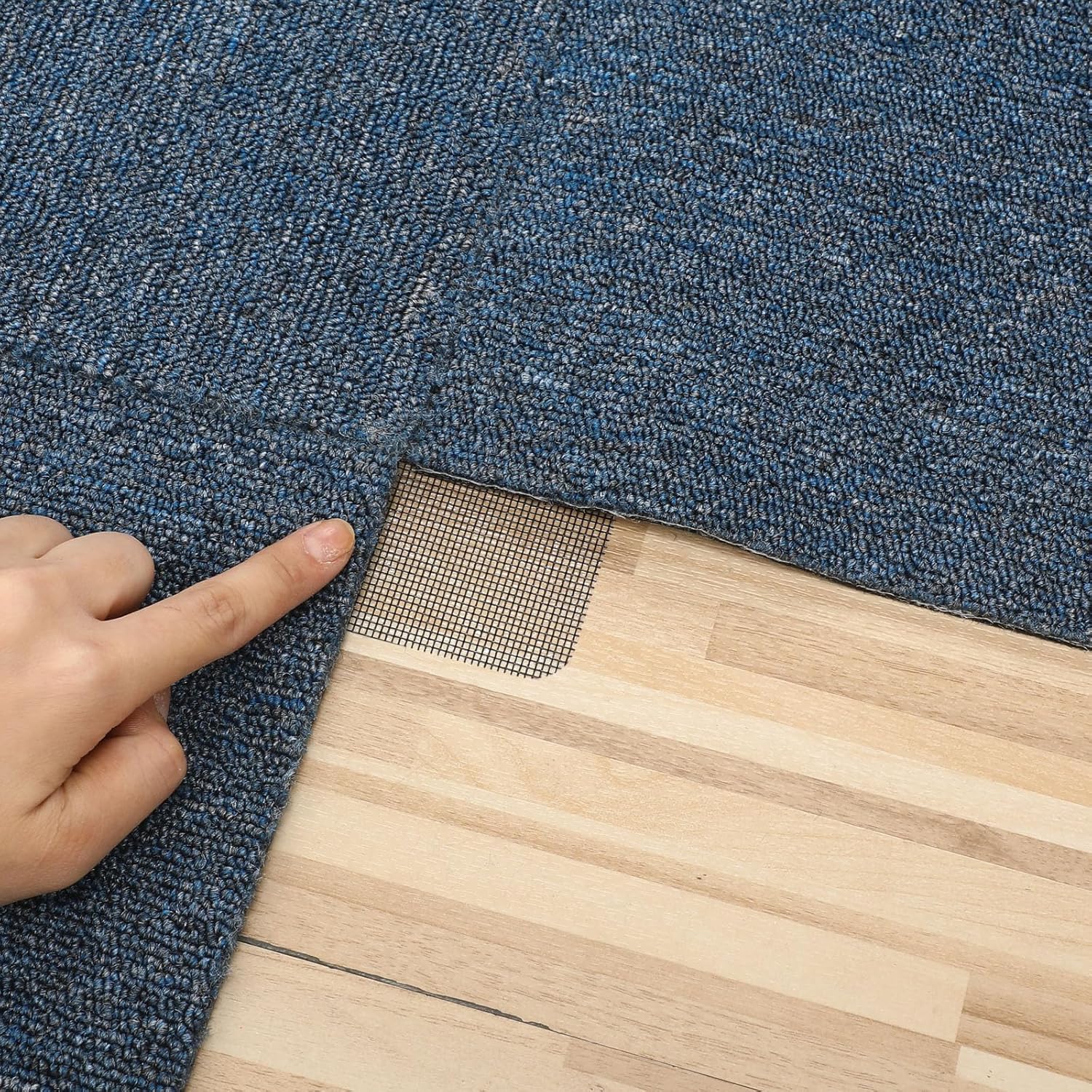 200 Pieces 4 x 4 Carpet Tile Adhesive Connectors Carpet Square Adhesives for Floor