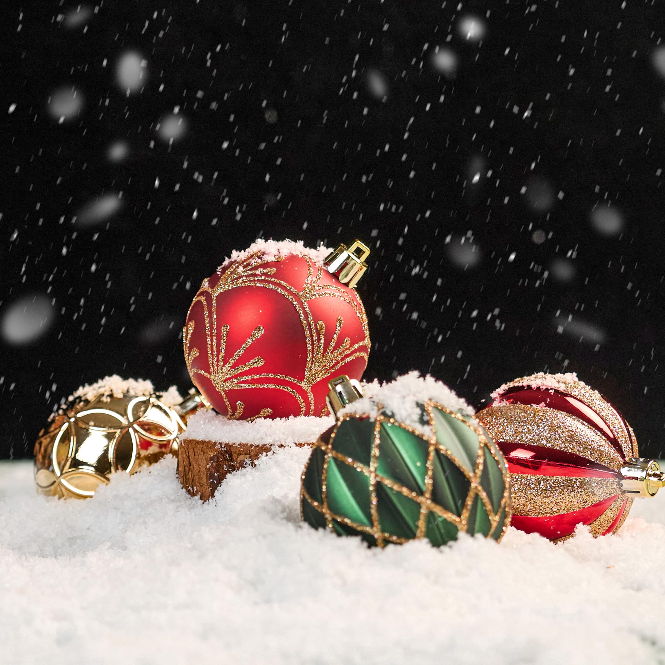 JORNOY Palline di Natale, decorazioni infrangibili per albero di Natale, 30 ct, set di lampadine da appendere con cordino, per decorazioni per feste in casa, 60 mm, rosso, verde e oro