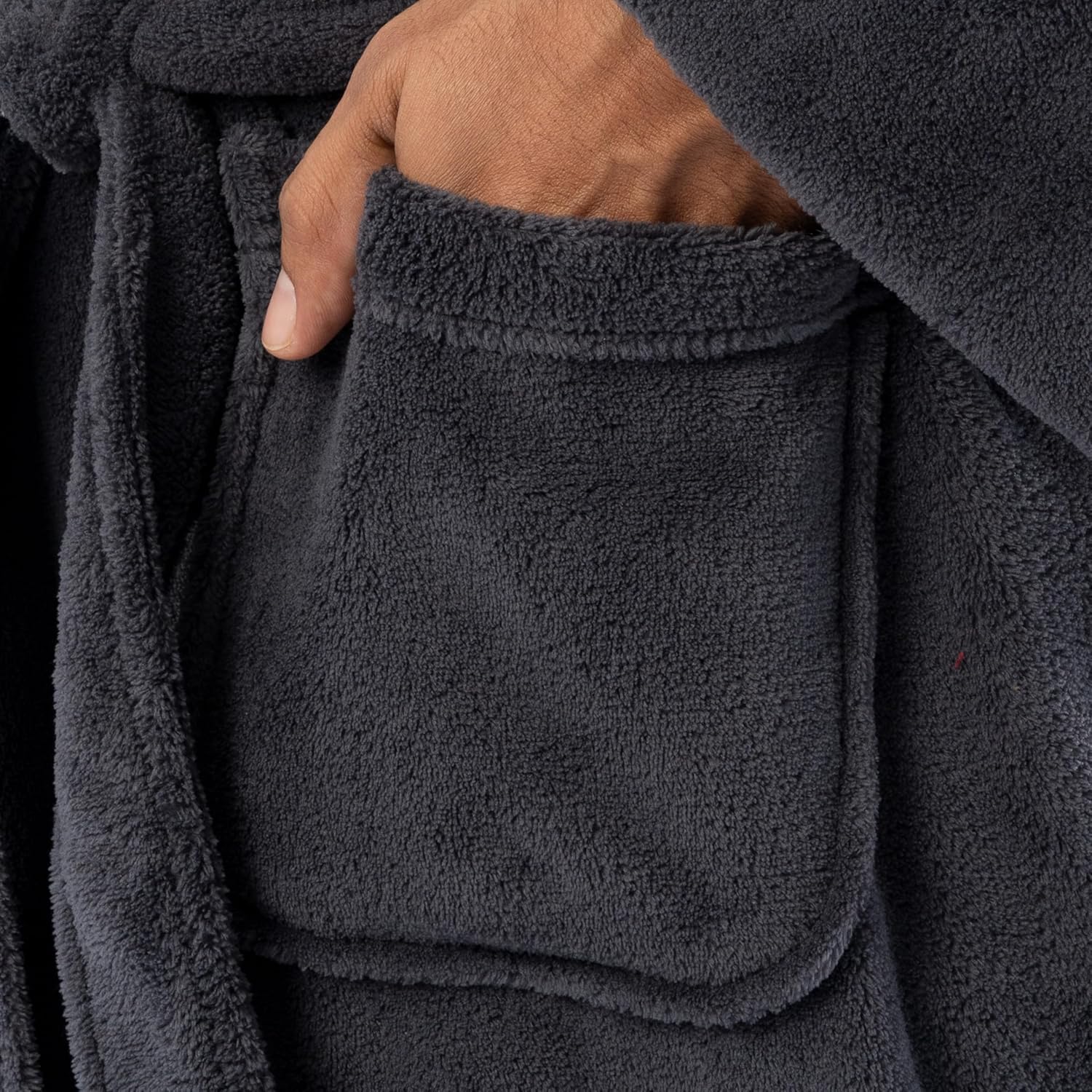 Fruit of the Loom mens Solid Plush Fleece Robe - Image 5
