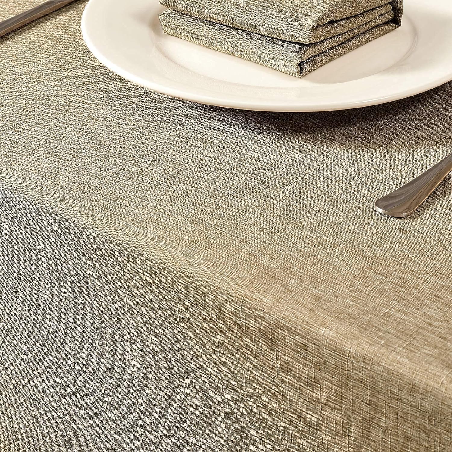 Mebakuk Rectangle Tablecloth and Cloth Napkins Set of 12, Anti-Shrink Soft and Wrinkle Resistant Decorative Fabric for Wedding Party Restaurant Dinner Parties (60 x 84 Inch Mocha)