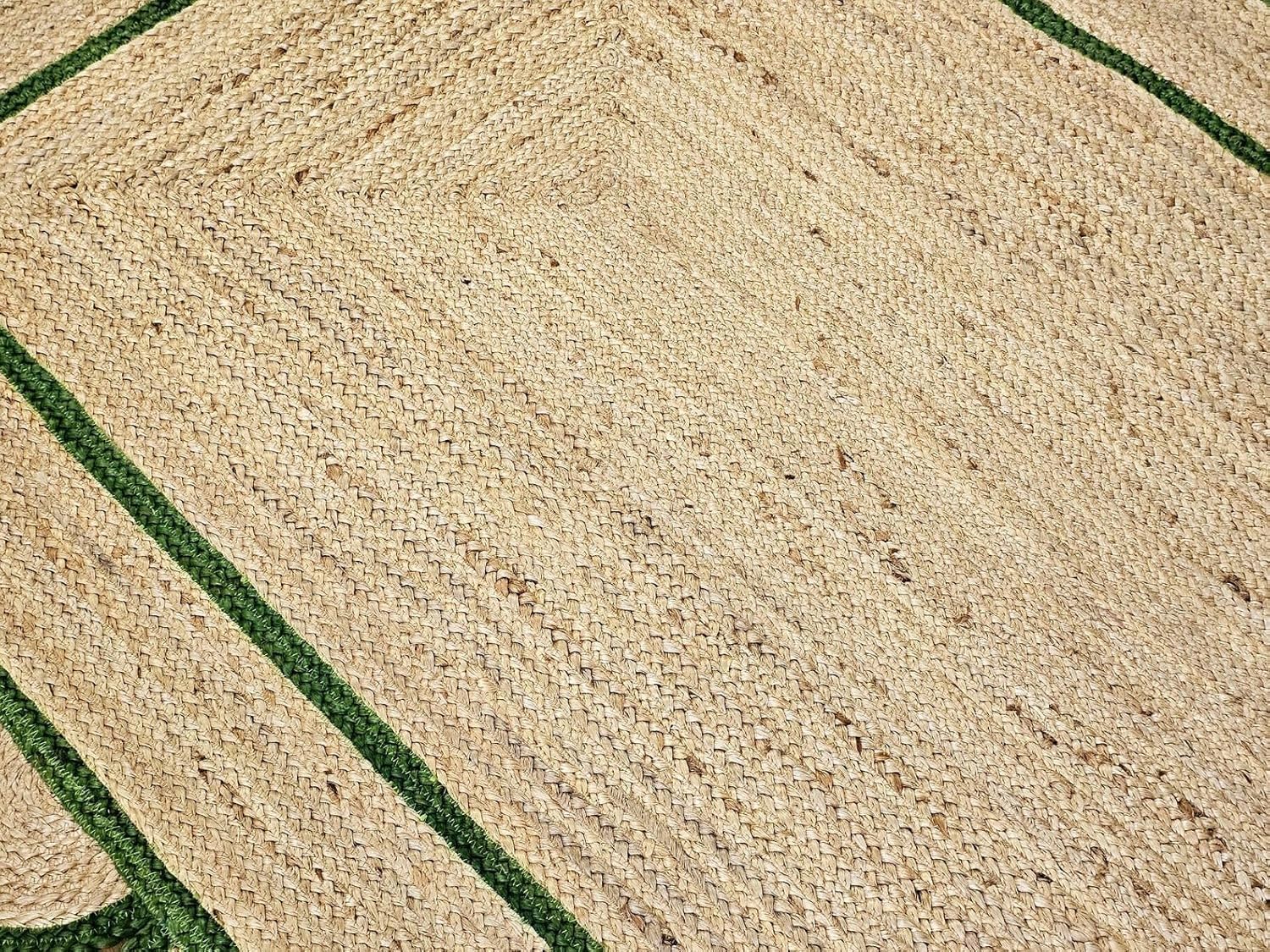 Braided Scalloped Natural Jute Area Rug Bohemian Style Beige & Green Color Non Slip Carpet for Home Decoration Living Area Bedroom Kitchen (3x5 Ft)
