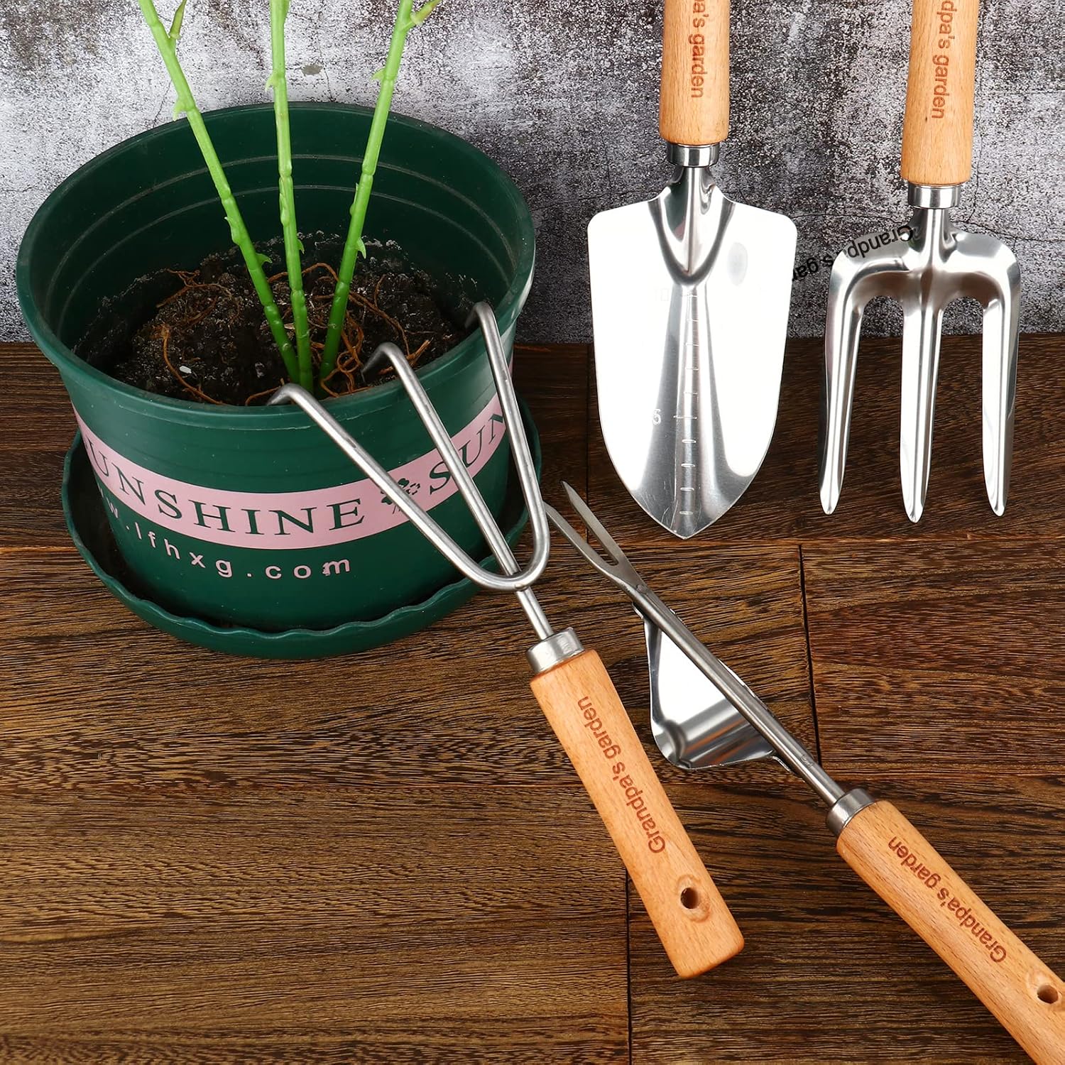 Custom Name 4 Garden Shovel Tool Set,Personalize 4 Piece Gardening Set, Narrow Shovel,Wide Shovel,Three-Tooth rake,Pitching Fork (Personalized)