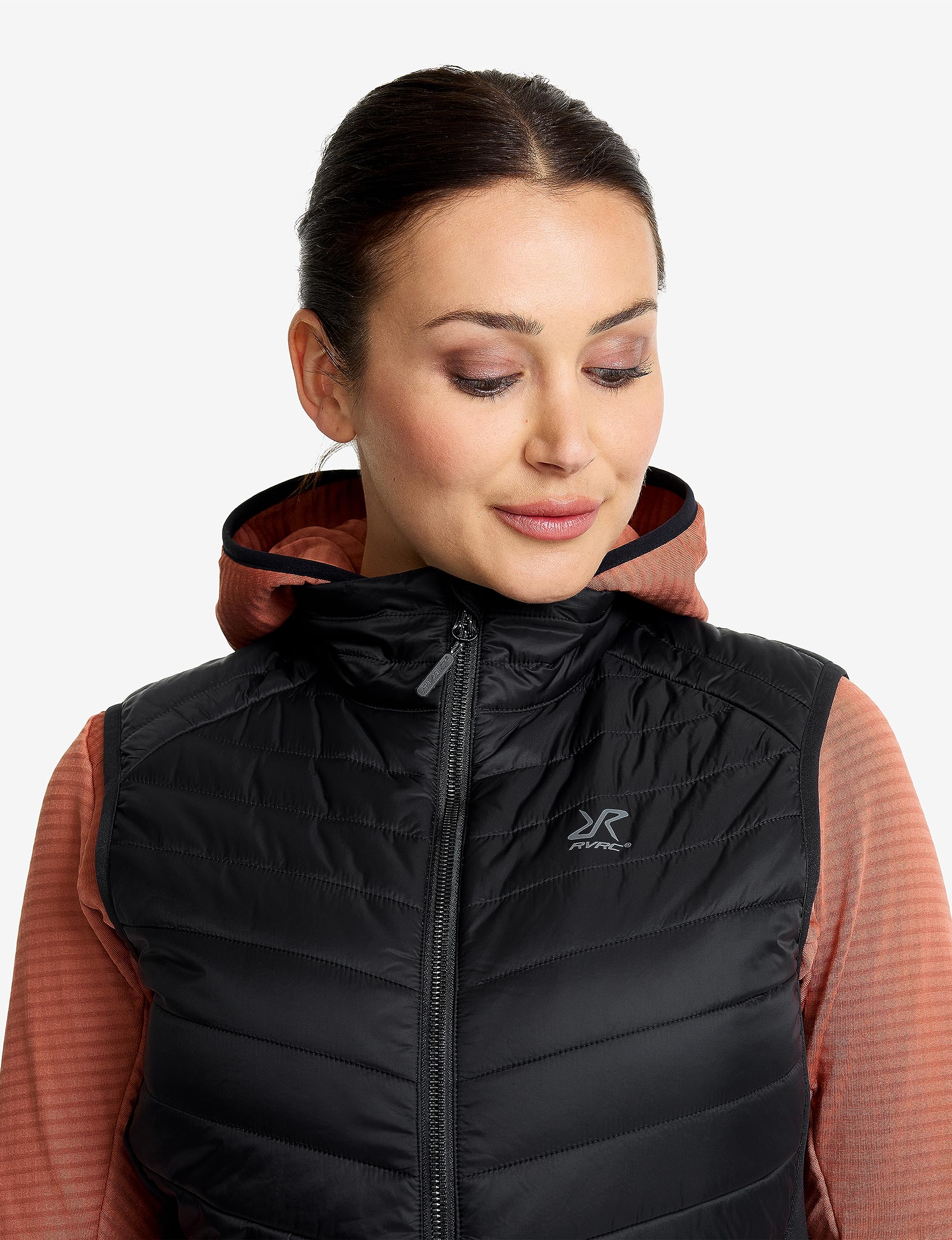 RevolutionRace Radical Insulate Vest pour Femme, Gilet Léger et Isolant pour un Usage Quotidien et Toutes les Activités Outdoor