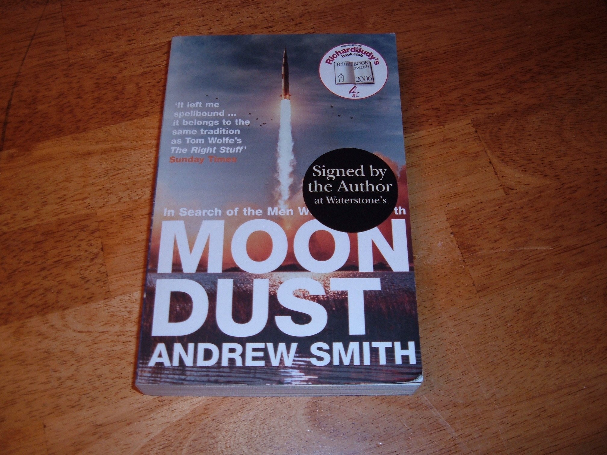 Moondust: In Search of the Men Who Fell to Earth