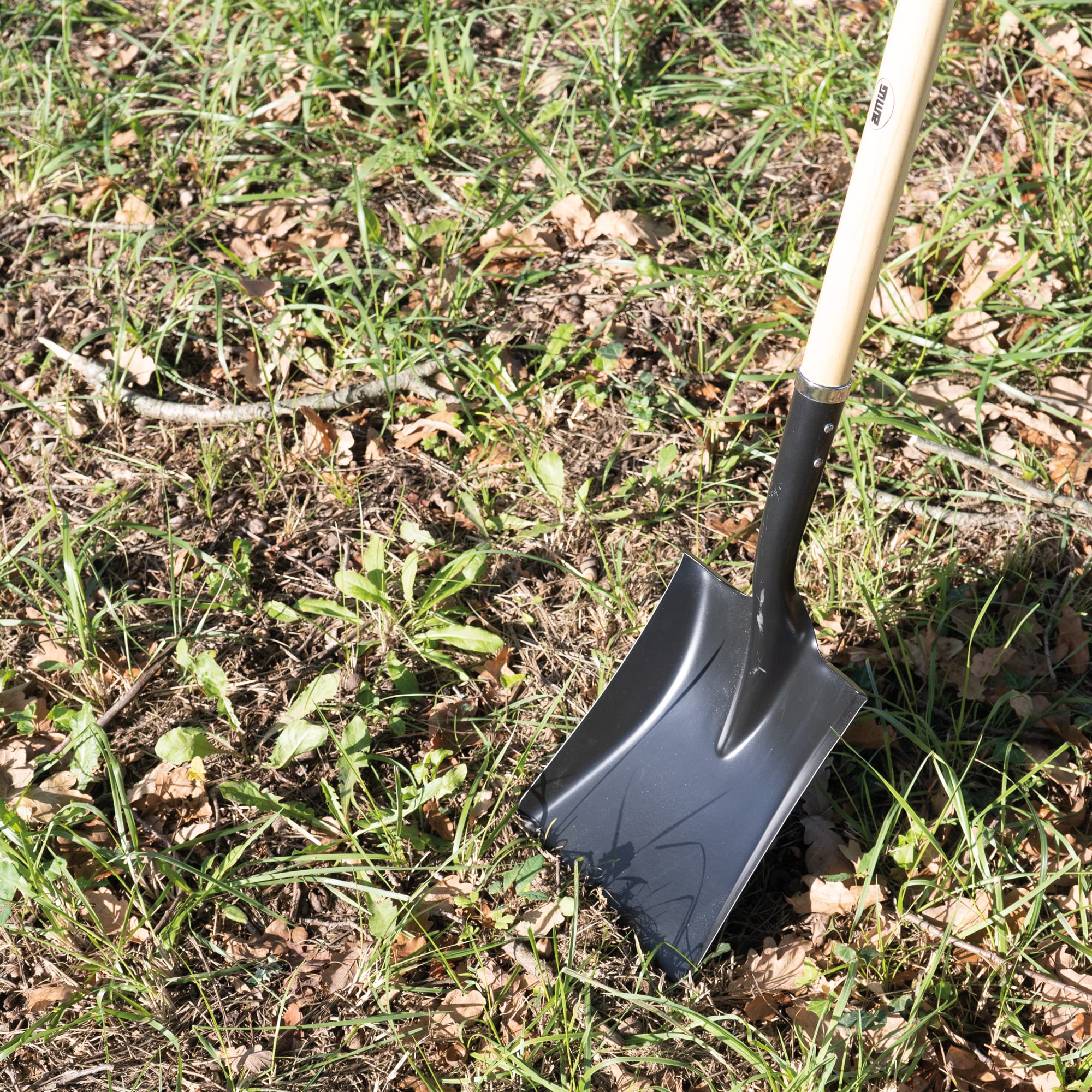 Amig - Pala Quadrata | Zappa da Giardino con con Lama in Acciaio e Manico Lungo in Legno | Attrezzi per Orto e Giardinaggio in Finitura Nera | Misure: 152 cm
