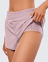 Vista 4 de CRZ YOGA Pantalones cortos de correr de cintura alta para mujer, 2.5 pulgadas, forro de secado rápido, pantalones cortos de entrenamiento atlético