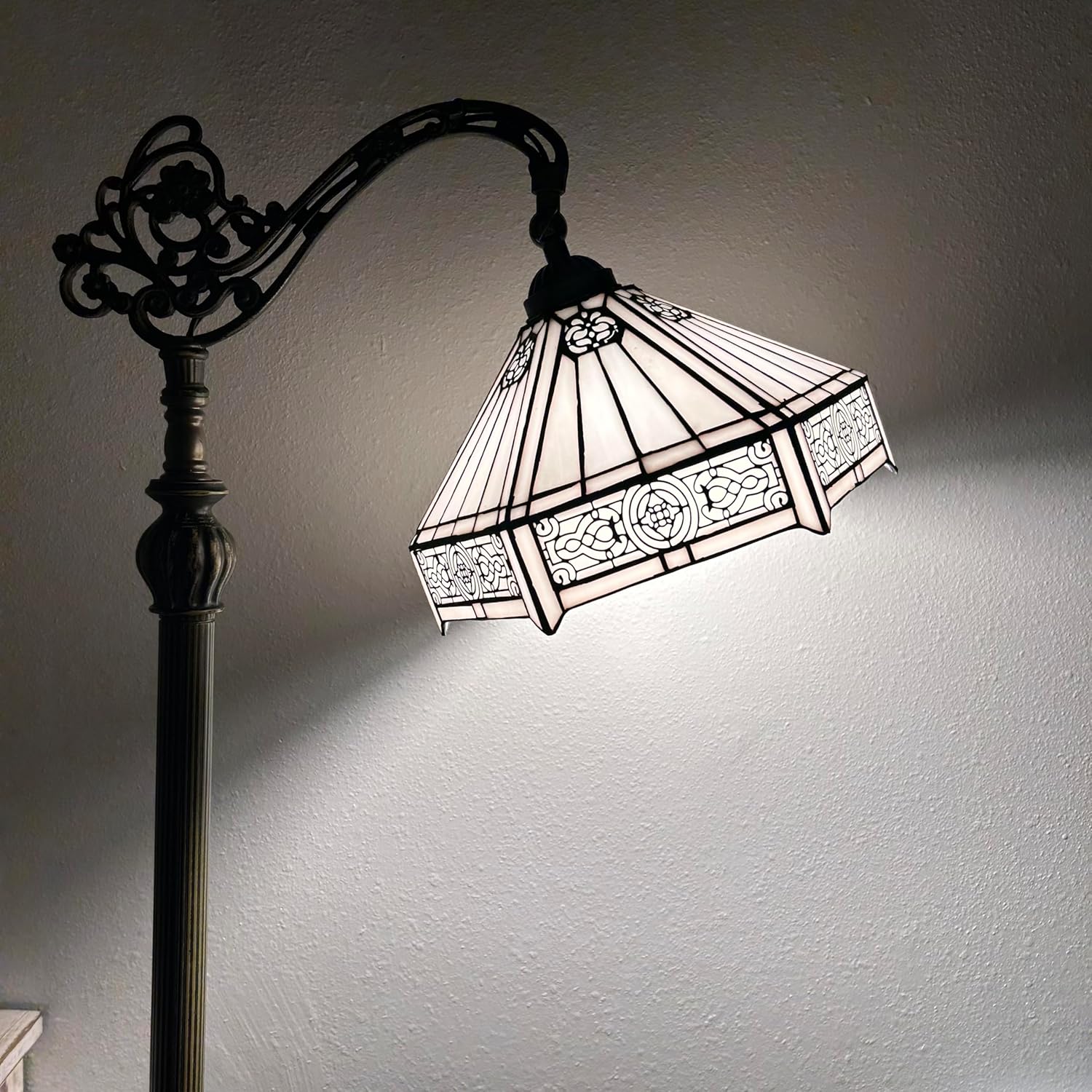 White Stained Glass Floor Lamp Hexagon Gooseneck Adjustable Metal Base LED Bulb Included for Living Room Bedroom 20" W*12" D*63" H