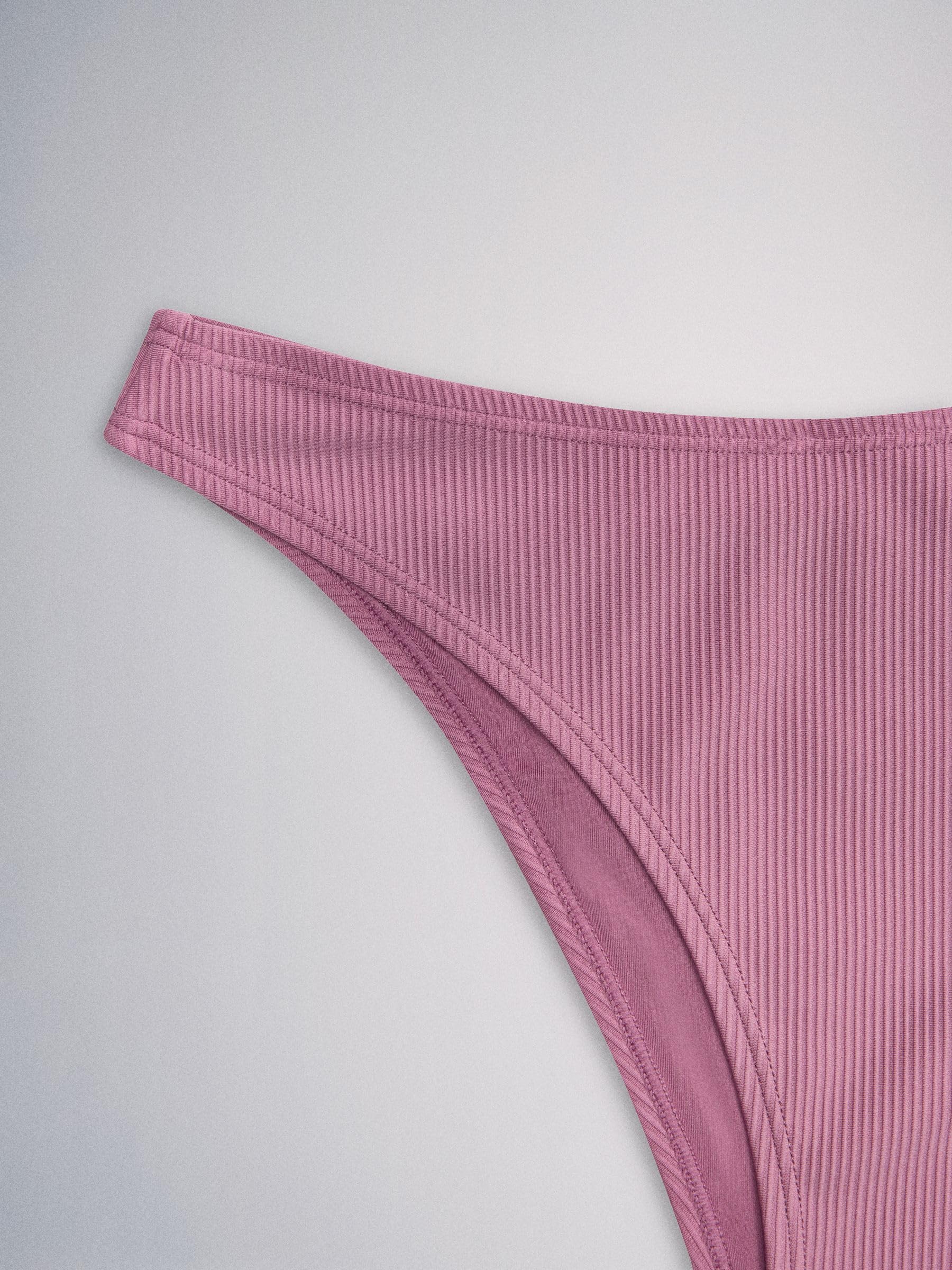 THE SET Donne Confezione da 3 di Slip Bikini a Gamba Alta | Adulto, High Leg, Mid Rise, Pull On, Lavabile in lavatrice
