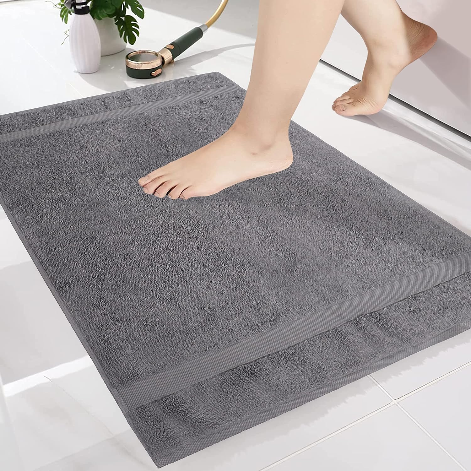A1 Home Collections 100% Organic Cotton Bath Mat 900 GSM Plush Feather Touch Quick Dry Bath Mat, GOTS Certified, Oeko-Tex Green Certified, 20”X33” (Sharkskin Grey)