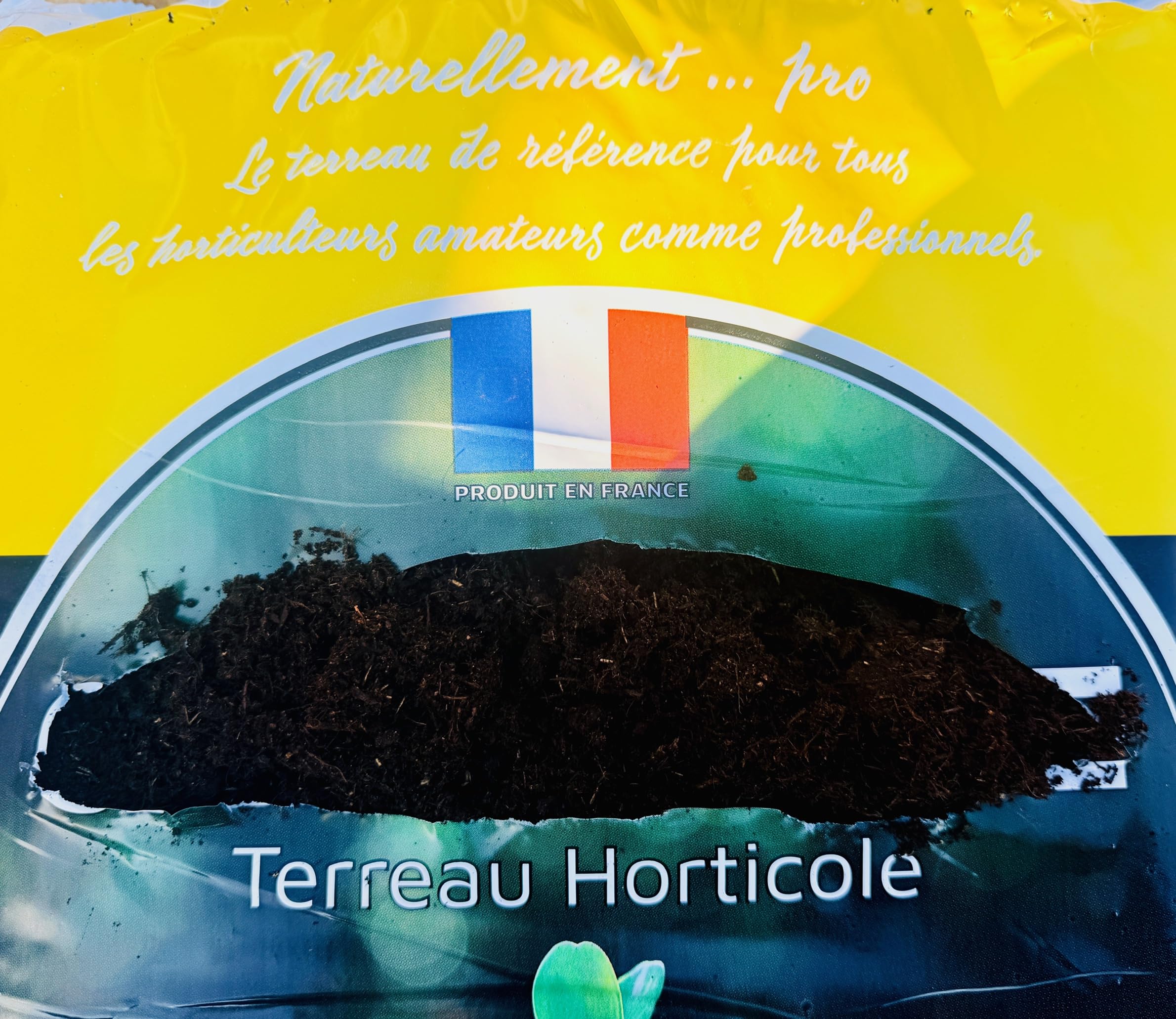 TERREAUX ENRICHIS en Engrais Organique UTILISABLE en Agriculture Biologique Made in France (Terreau horticole, 70L)