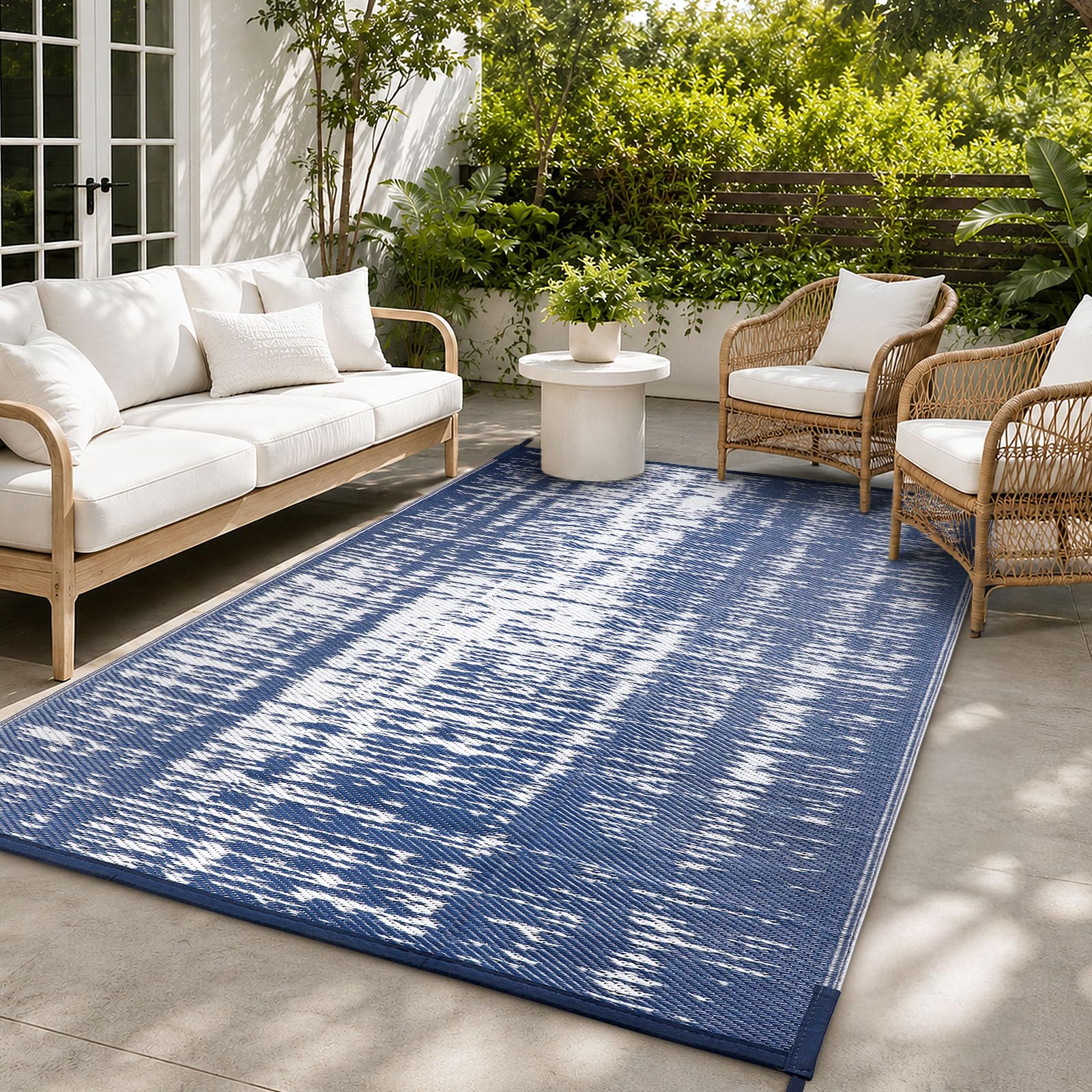 Treeboy Large Outdoor Rug Waterproof Area Rug, UV Resistant Anti-Slip Garden Rugs Lightweight Foldable Easy Clean Plastic Straw Carpet Mat for Camping, Deck, Beach, Backyard, 150 x 240 cm, Blue