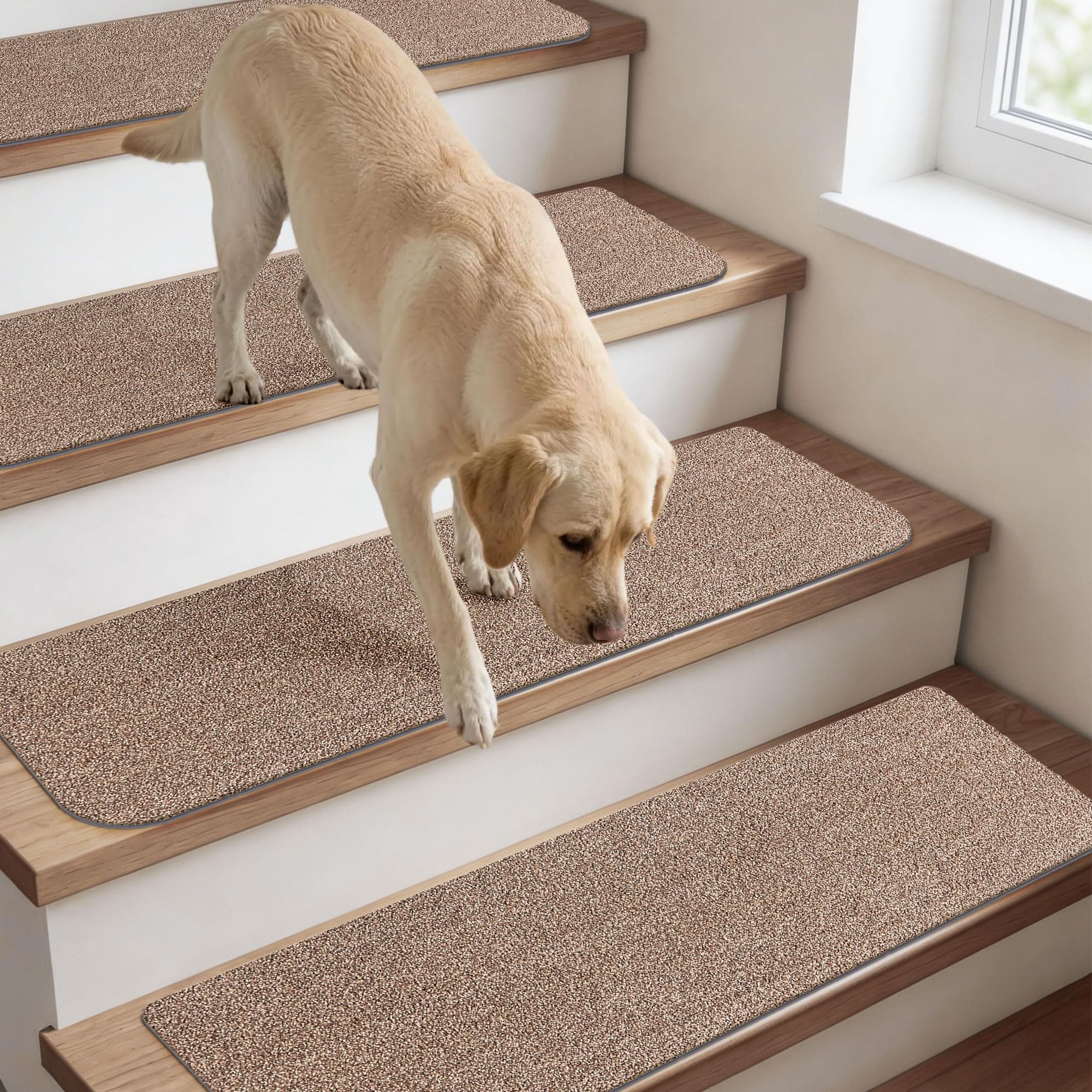 COSY HOMEER 15 Stück Stufenmatten Selbstklebend 70x22cm, Beige | Frei zuschneidbar, TPE-Rücken, rutschfest, waschbar, 100% Polyester, Sicherheit für Kinder, Senioren und Haustiere