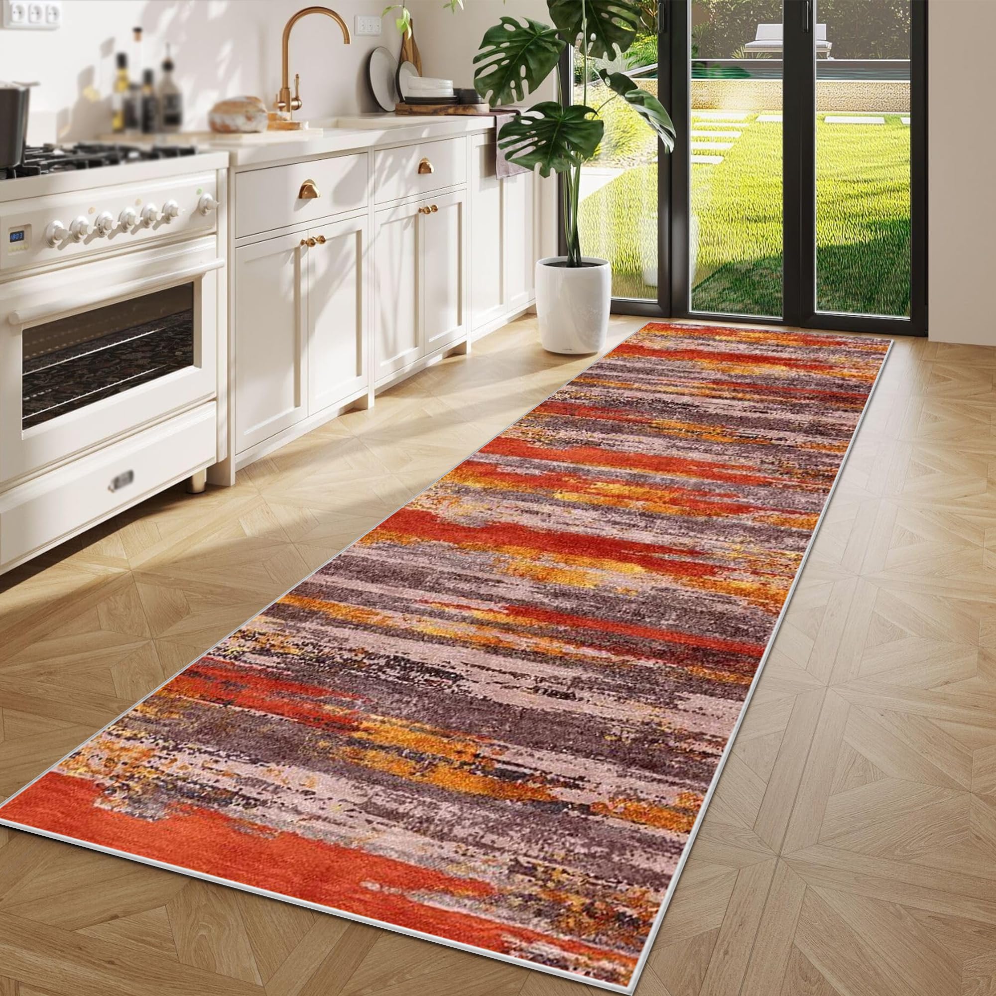 Tapis de cuisine devant évier et couloir pour un intérieur accueillant