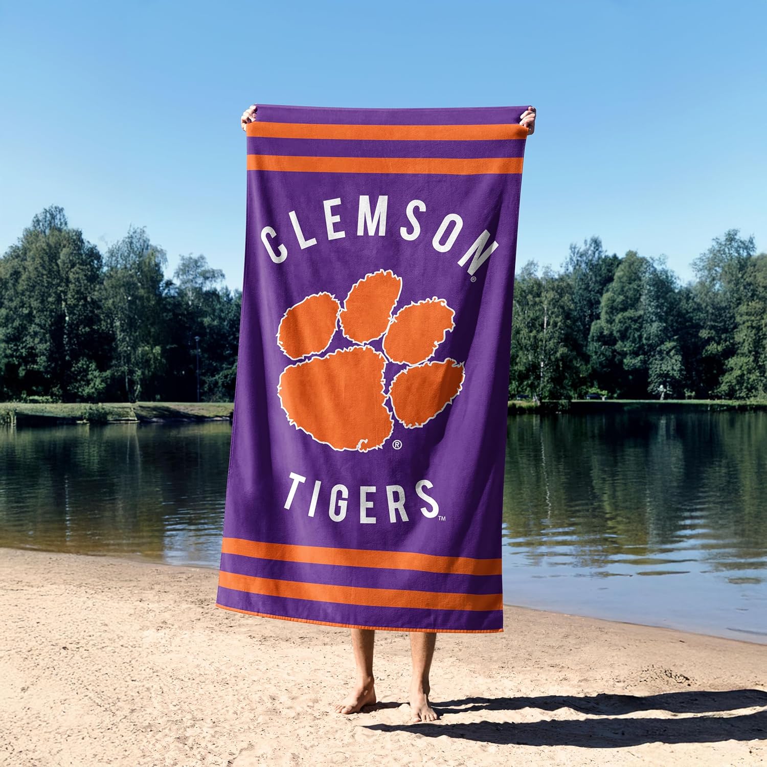 Northwest NCAA Unisex-Adult Beach Towel