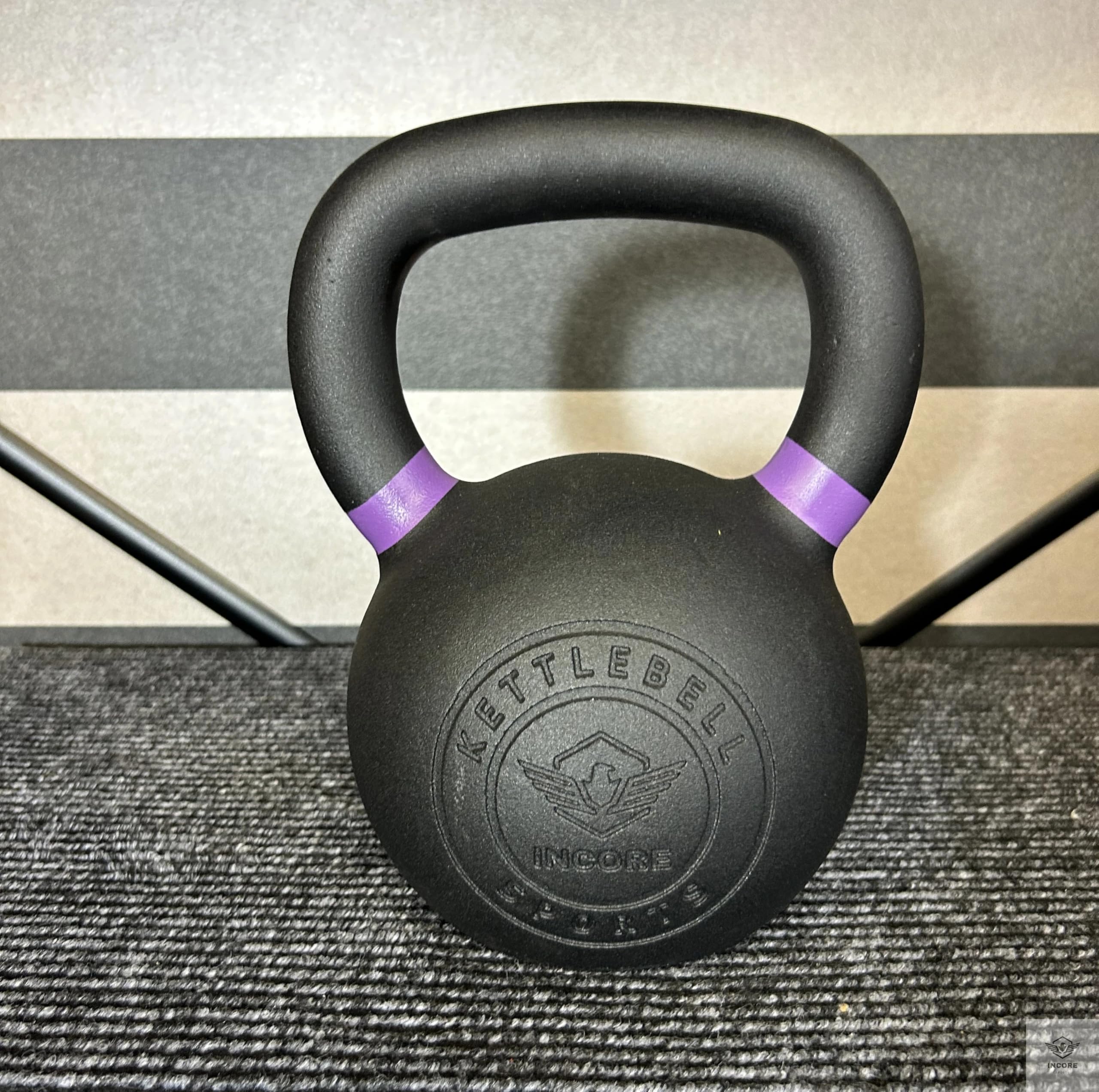 Pesa rusa de hierro fundido Hardstyle Incore Sports 18 kg