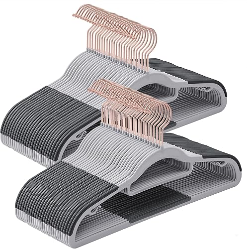 SONGMICS Paquete de 50 perchas de plástico resistentes con diseño antideslizante, perchas de ropa que ahorran espacio, 0.2 pulgadas de grosor, 16.5