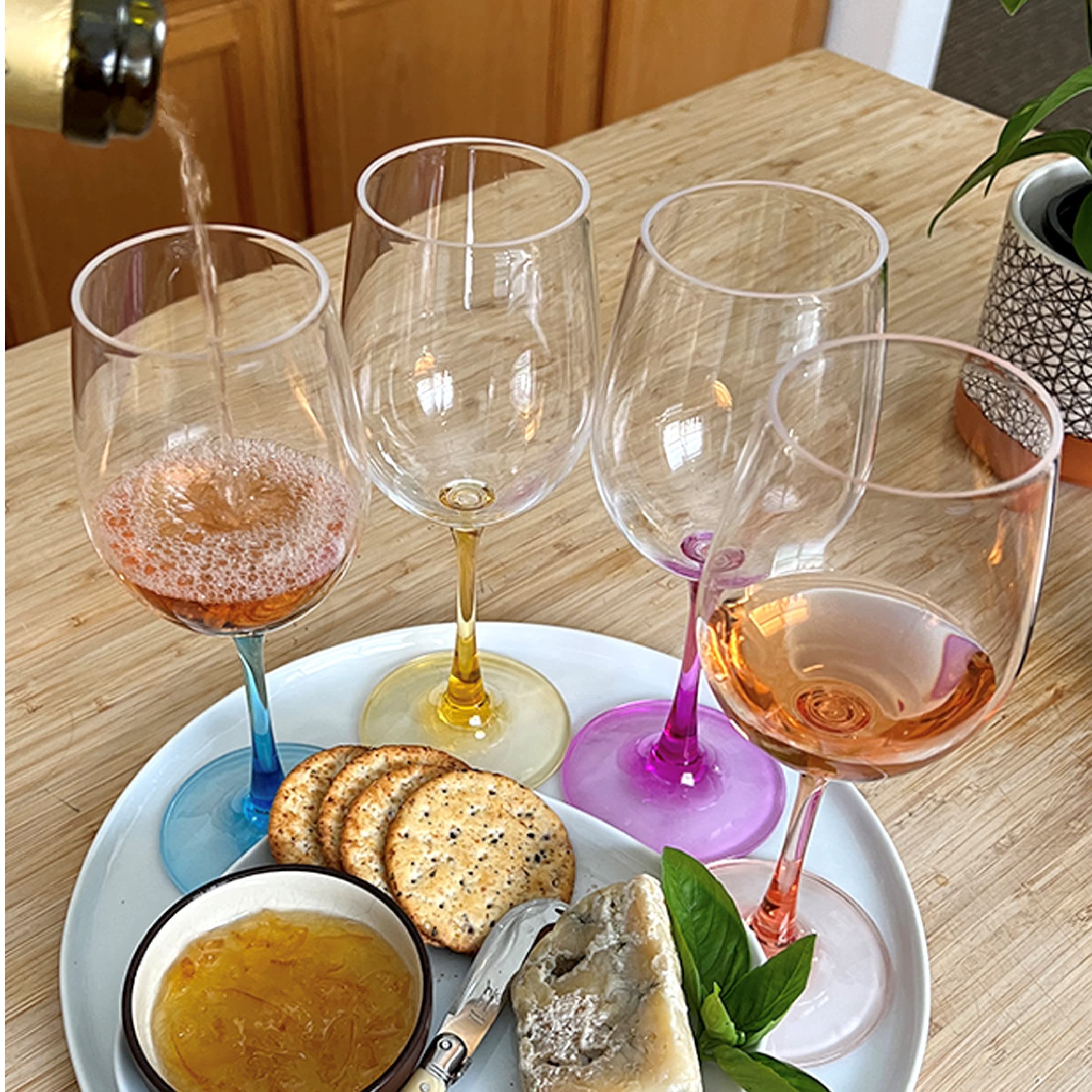 Amazon.com | Lily's Home Unbreakable Stemmed White Wine Glasses, Made of Non  Breakable Shatterproof Plastic, Indoor and Outdoor Drinkware, Reusable and  Dishwasher-Safe, 13 oz. Each, Set of 4 (Multi Color Stem): Wine