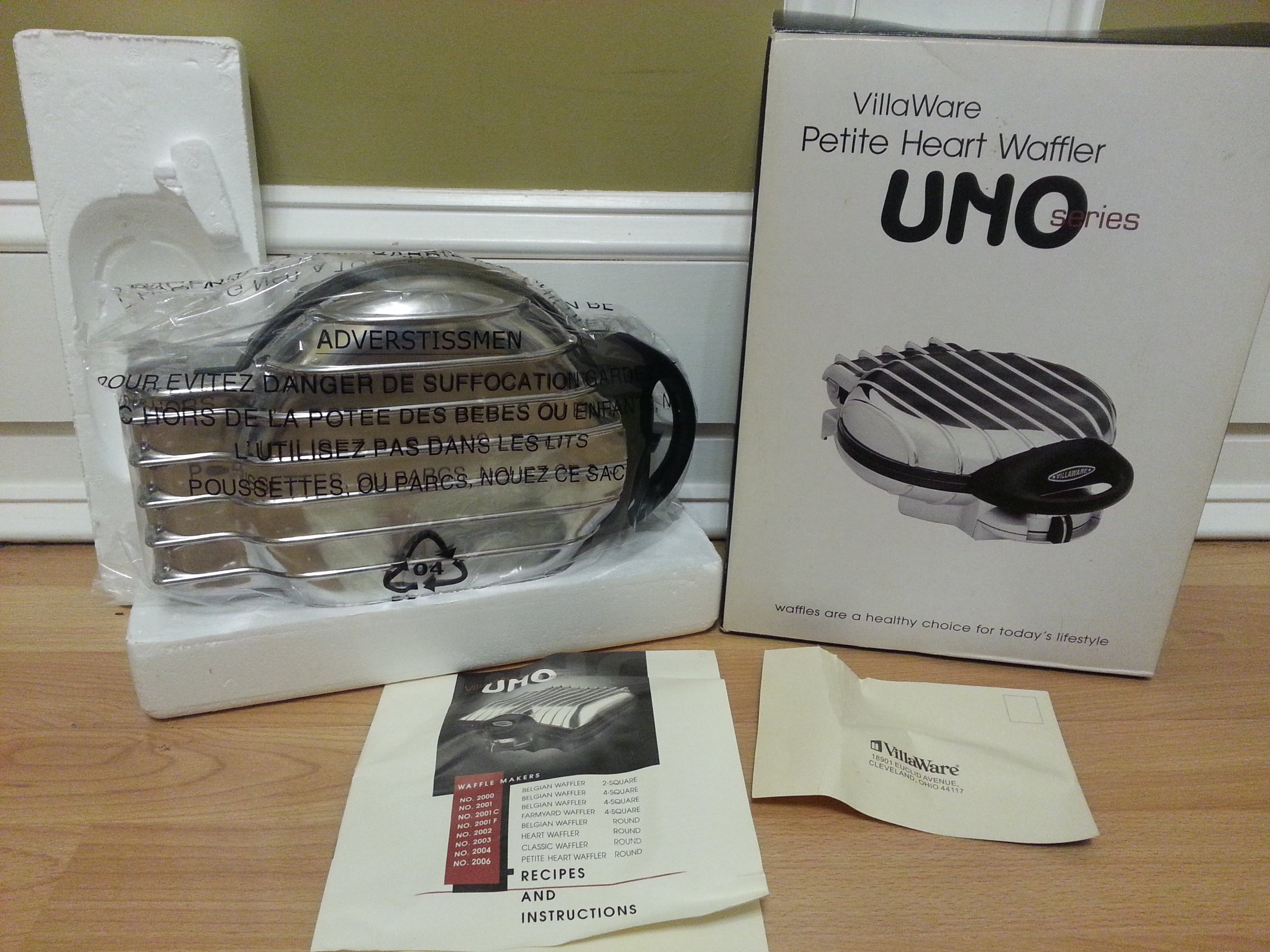 villaware v3100 classic waffler heart shaped