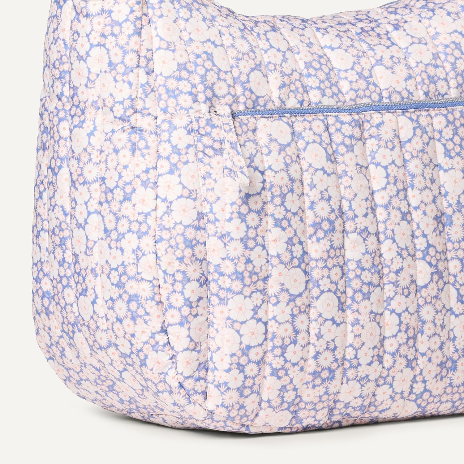 Amazon Essentials x Sofia Grainge Women's Quilted Tote Bag - Image 4